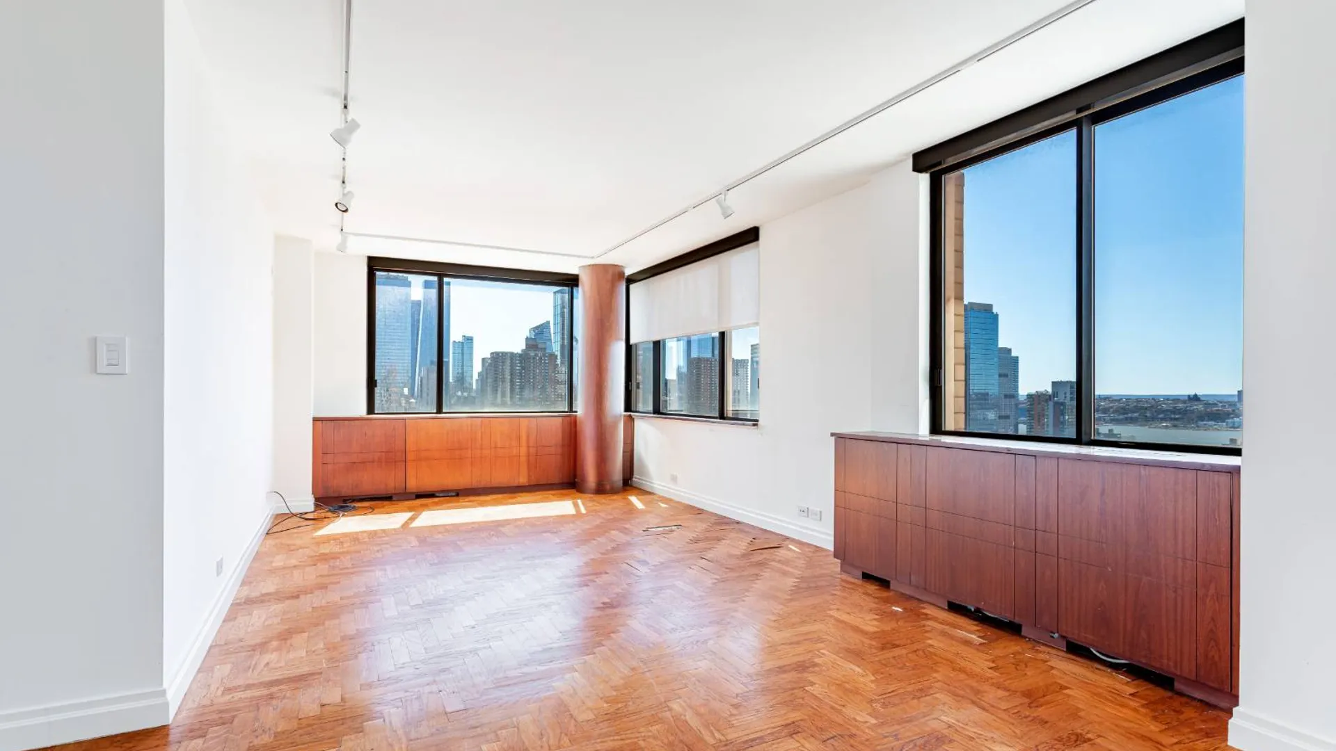 Property at 350 West 50th Street, Manhattan, NY 10019 6