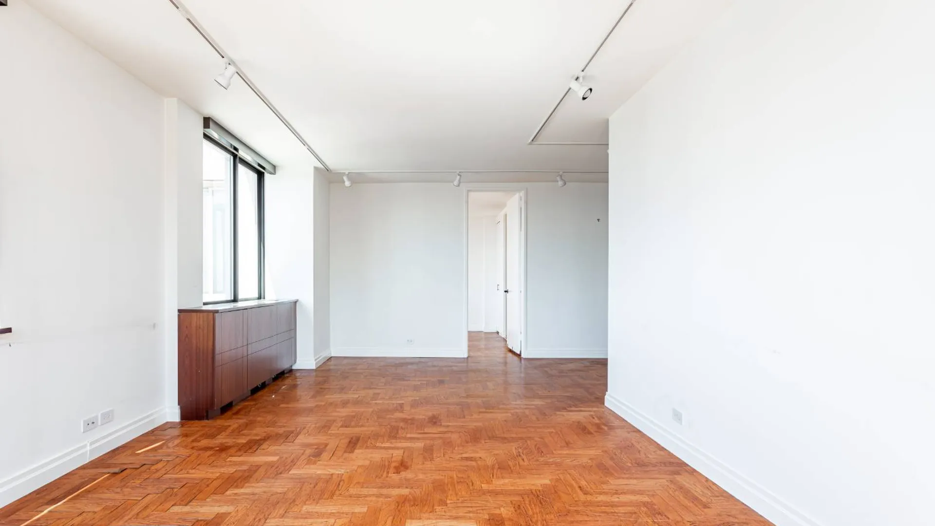 Property at 350 West 50th Street, Manhattan, NY 10019 9