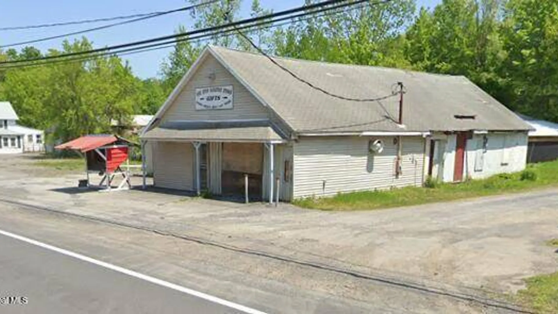 Property at 18 Leonard St, Gansevoort, NY 12831 24