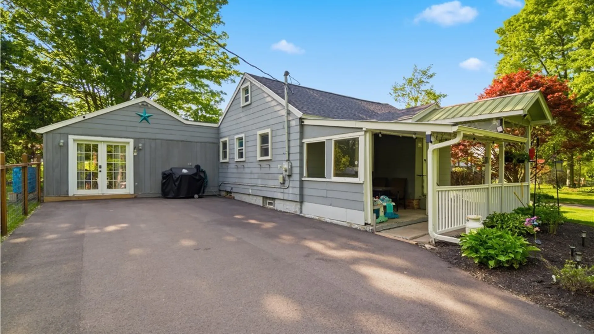 Property at 256 Hillcrest Avenue, Busti, NY 14750 4