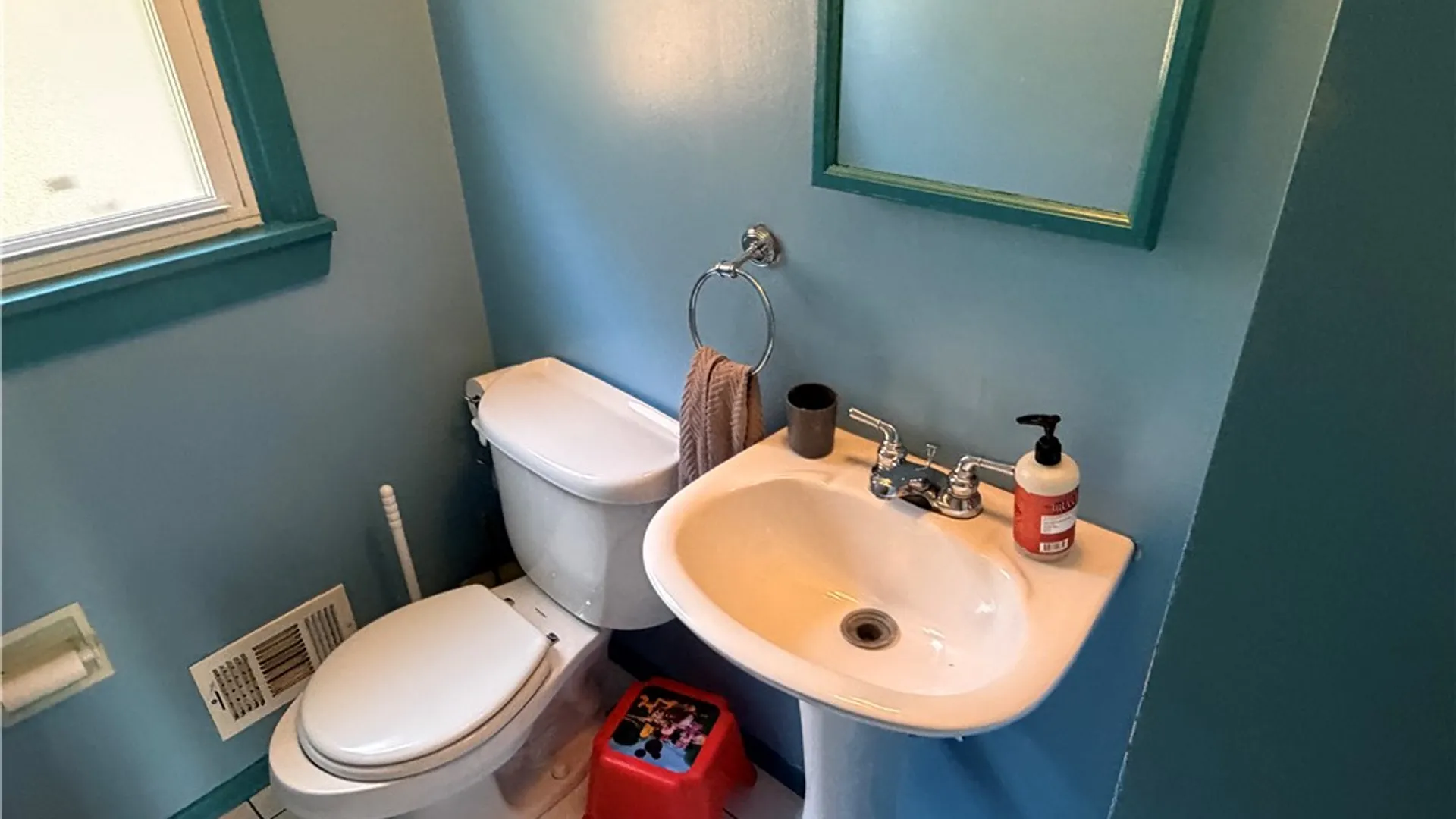 Property at 104 Carmas Drive, Rochester, NY 14626 12
