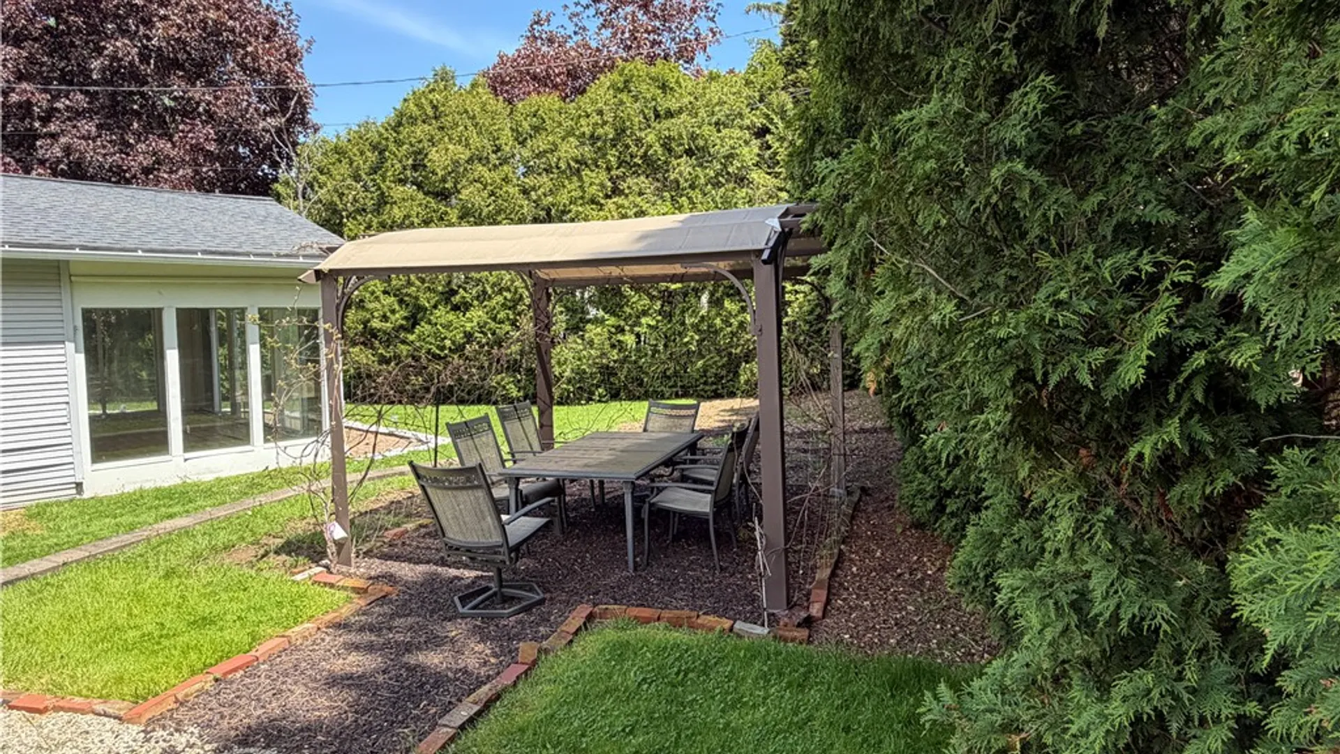 Property at 104 Carmas Drive, Rochester, NY 14626 4