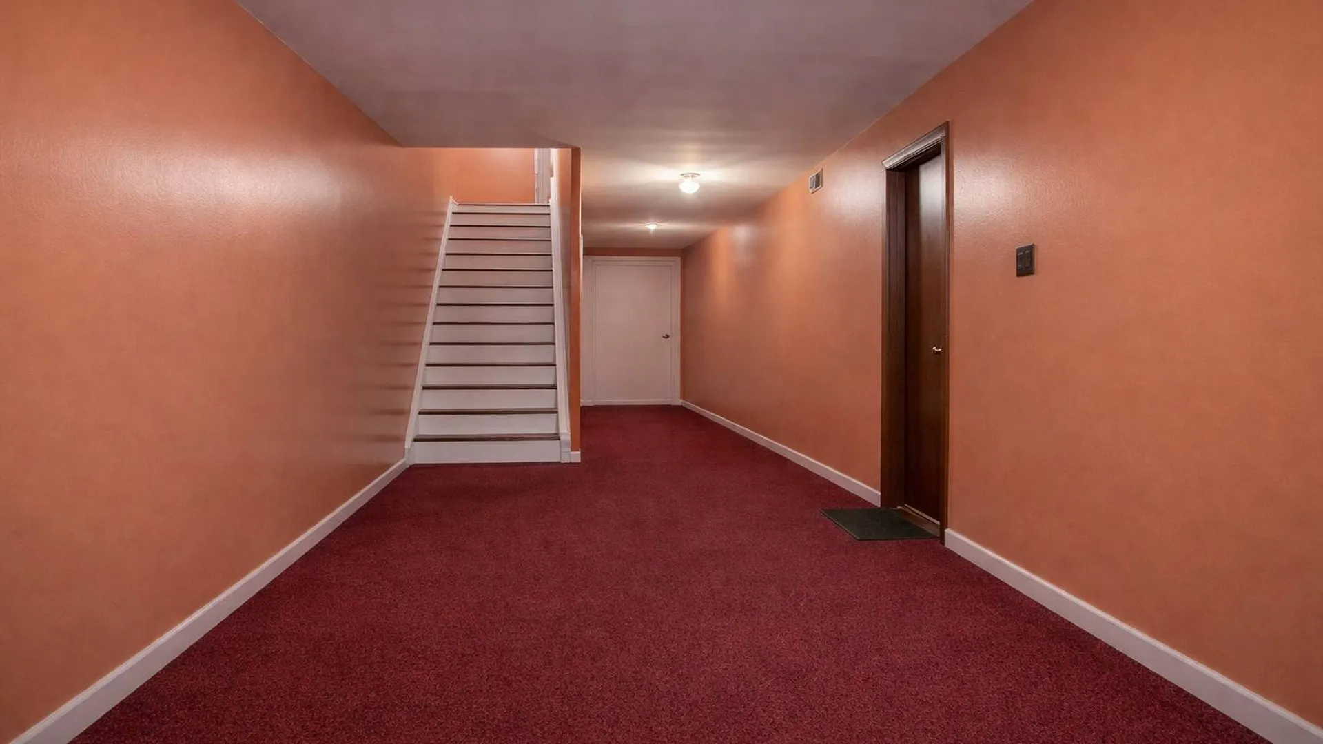 Property at 94-14 55th Ave, Elmhurst, NY 11373 3