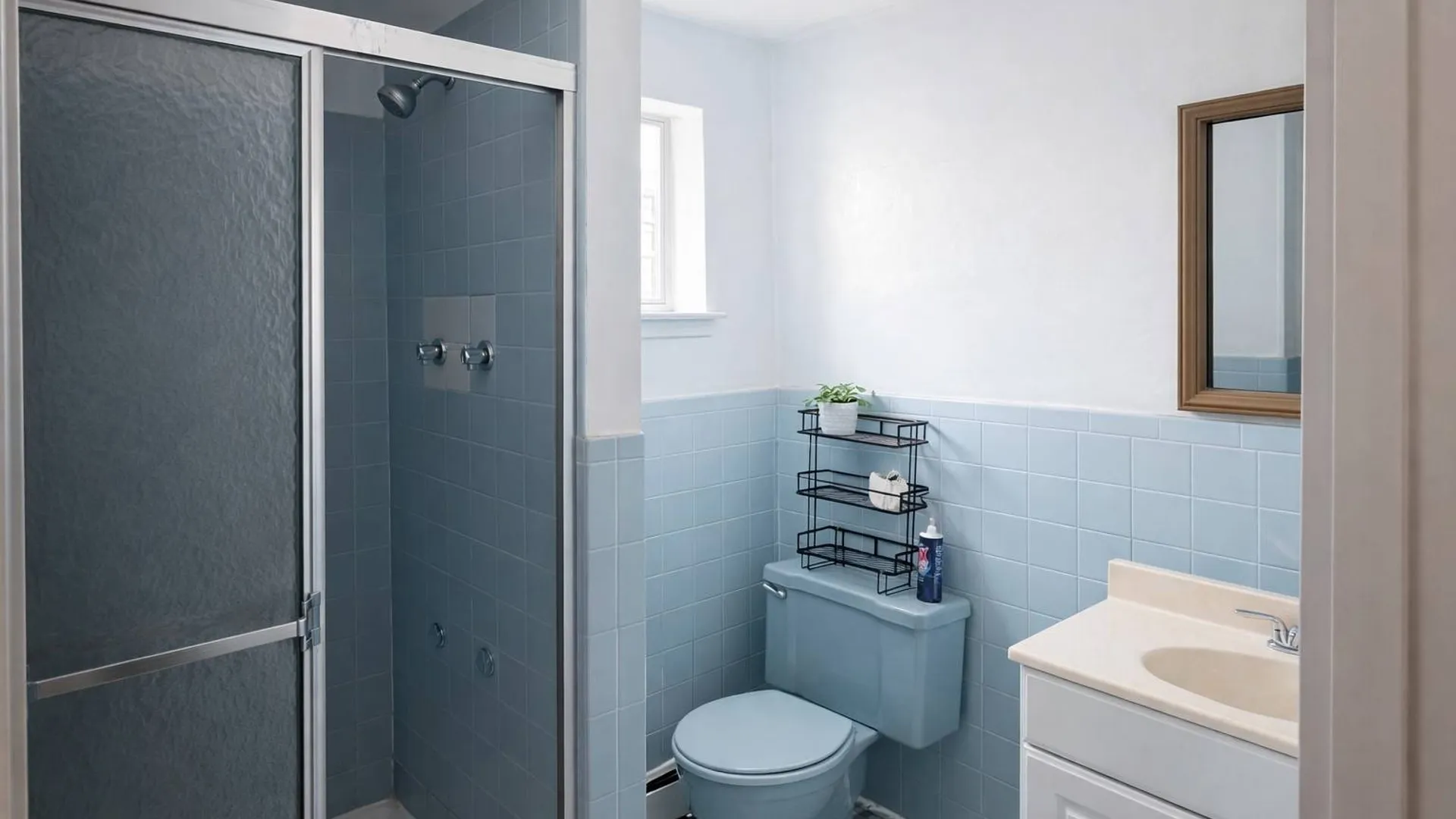 Property at 94-14 55th Ave, Elmhurst, NY 11373 8