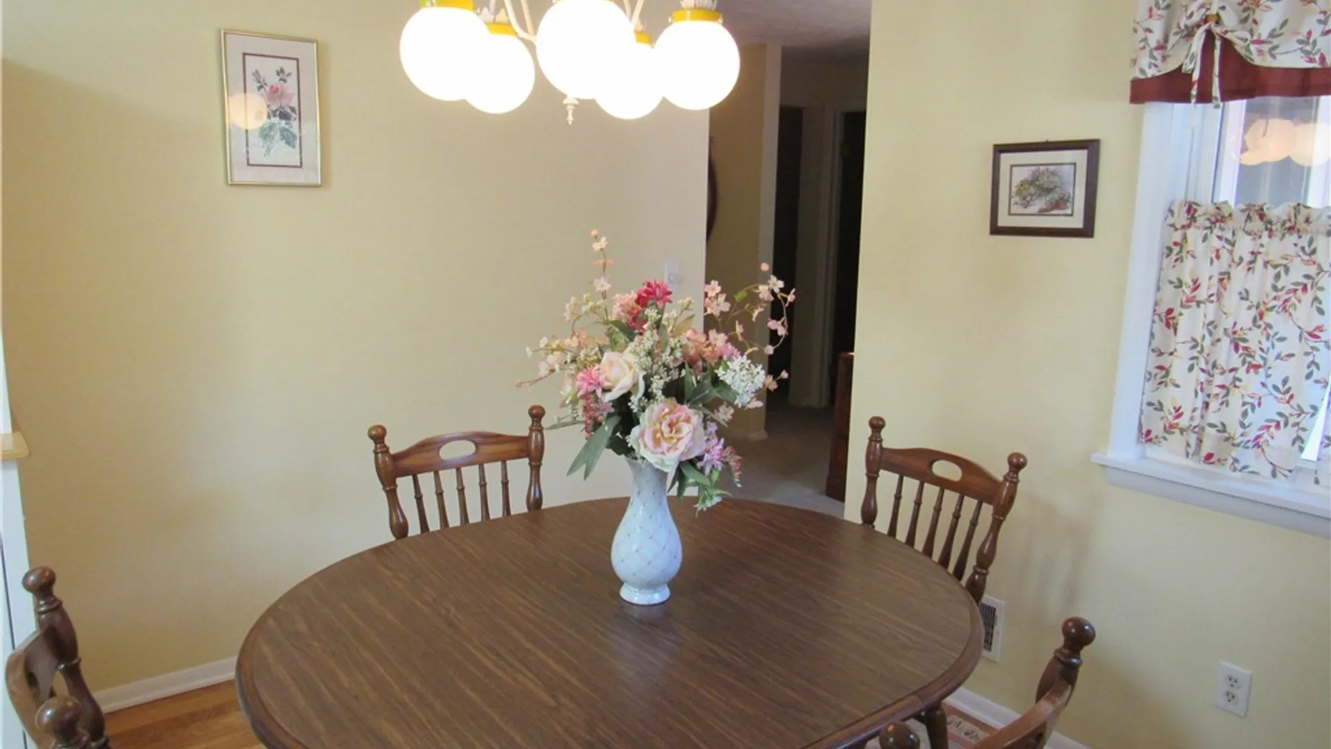 Property at 8 Hanningfield Circle, Perinton, NY 14450 17