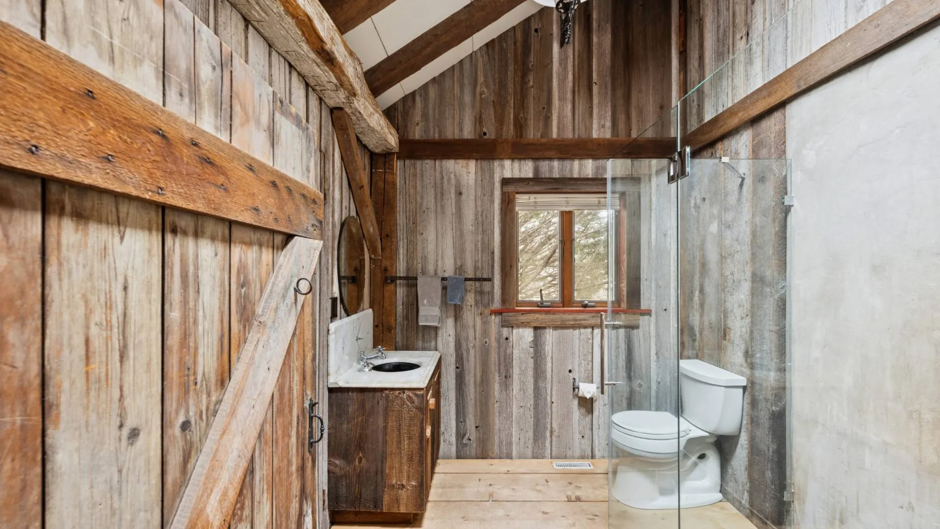 Property at 109 SEVEN PONDS RD, Water Mill, NY 11976 15