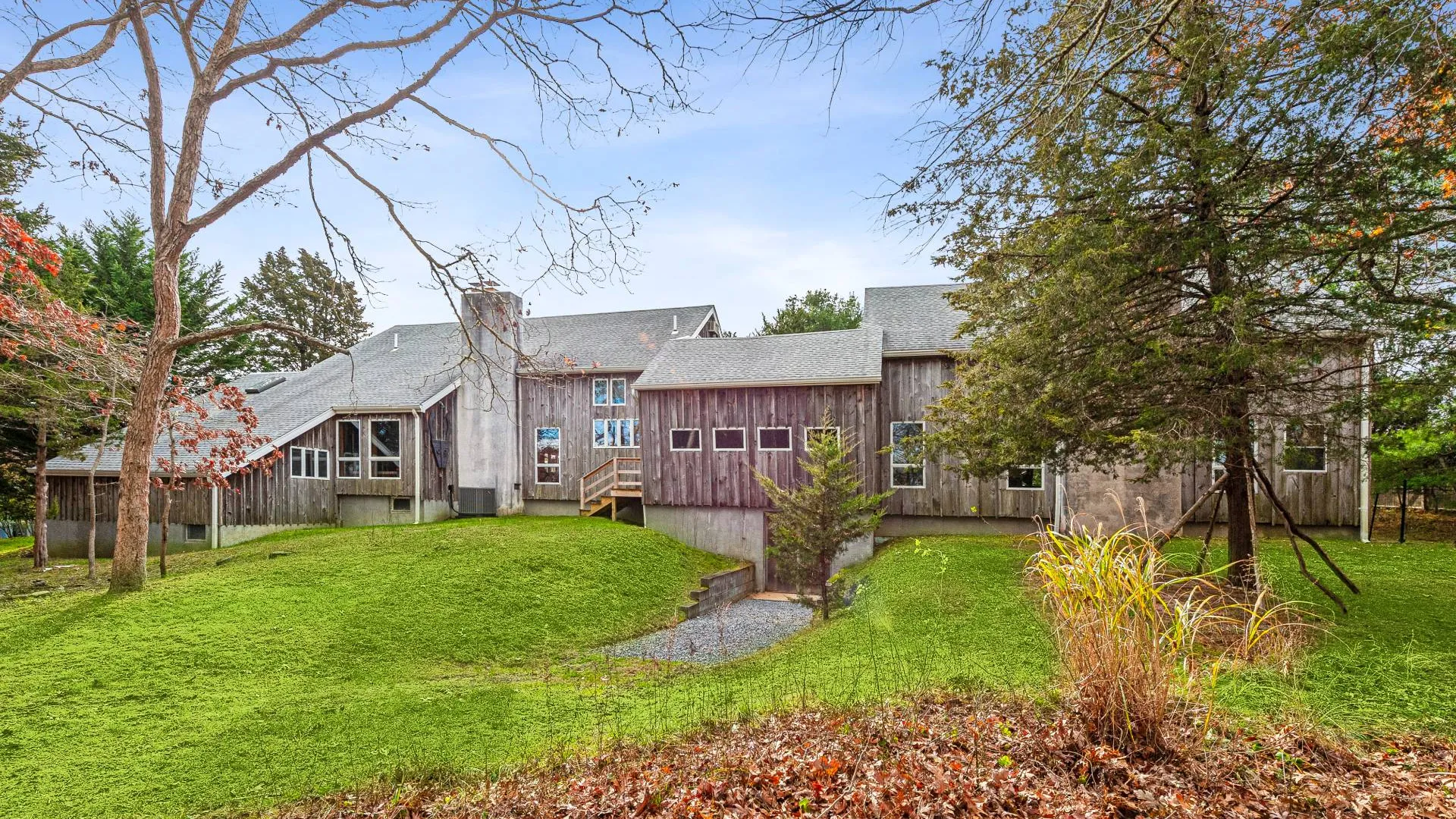 Property at 109 SEVEN PONDS RD, Water Mill, NY 11976 27