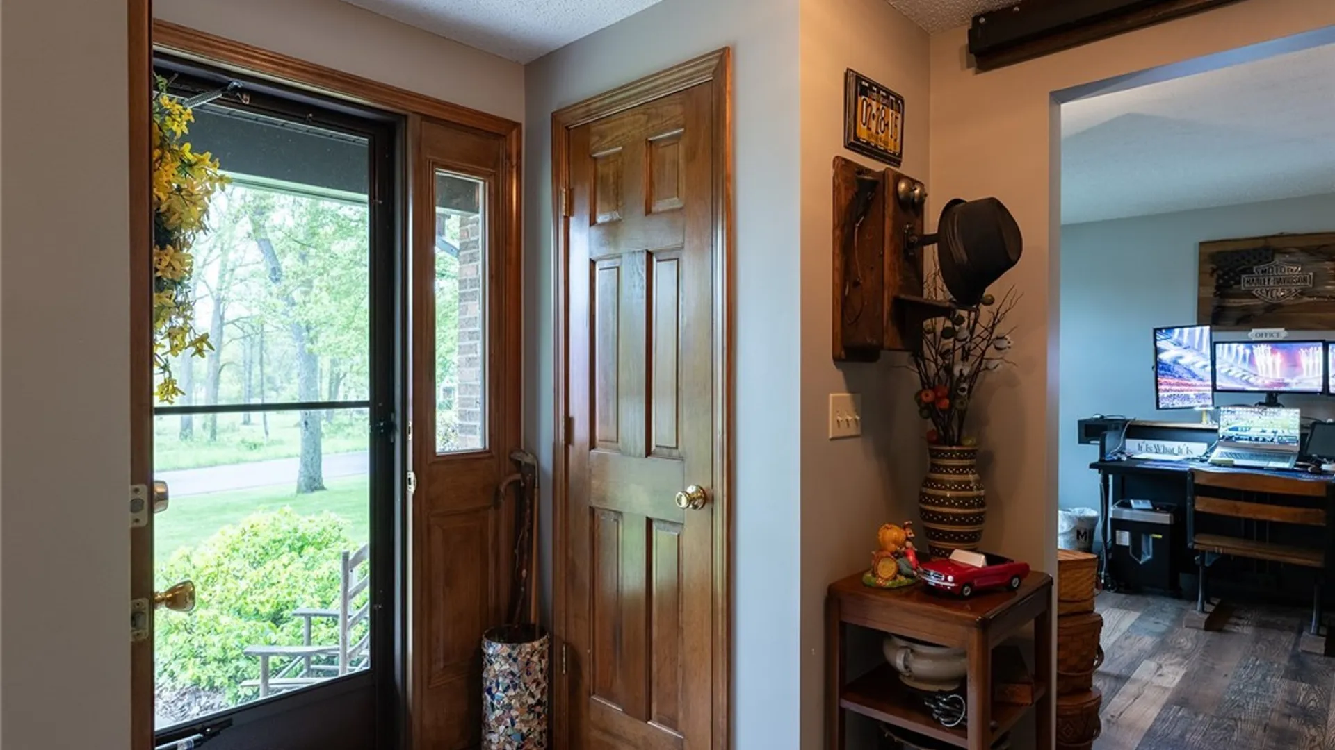 Property at 4506 Sharon Drive, Lockport Town, NY 14094 4