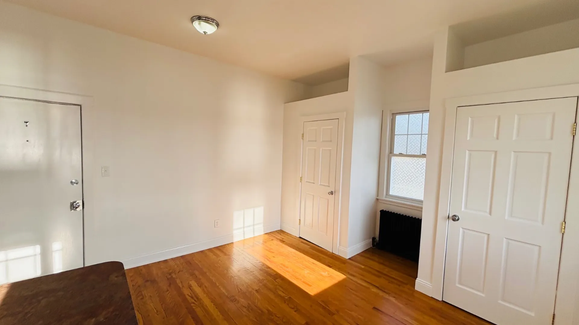 Property at 420 Littleworth Ln, Sea Cliff, NY 11579 7