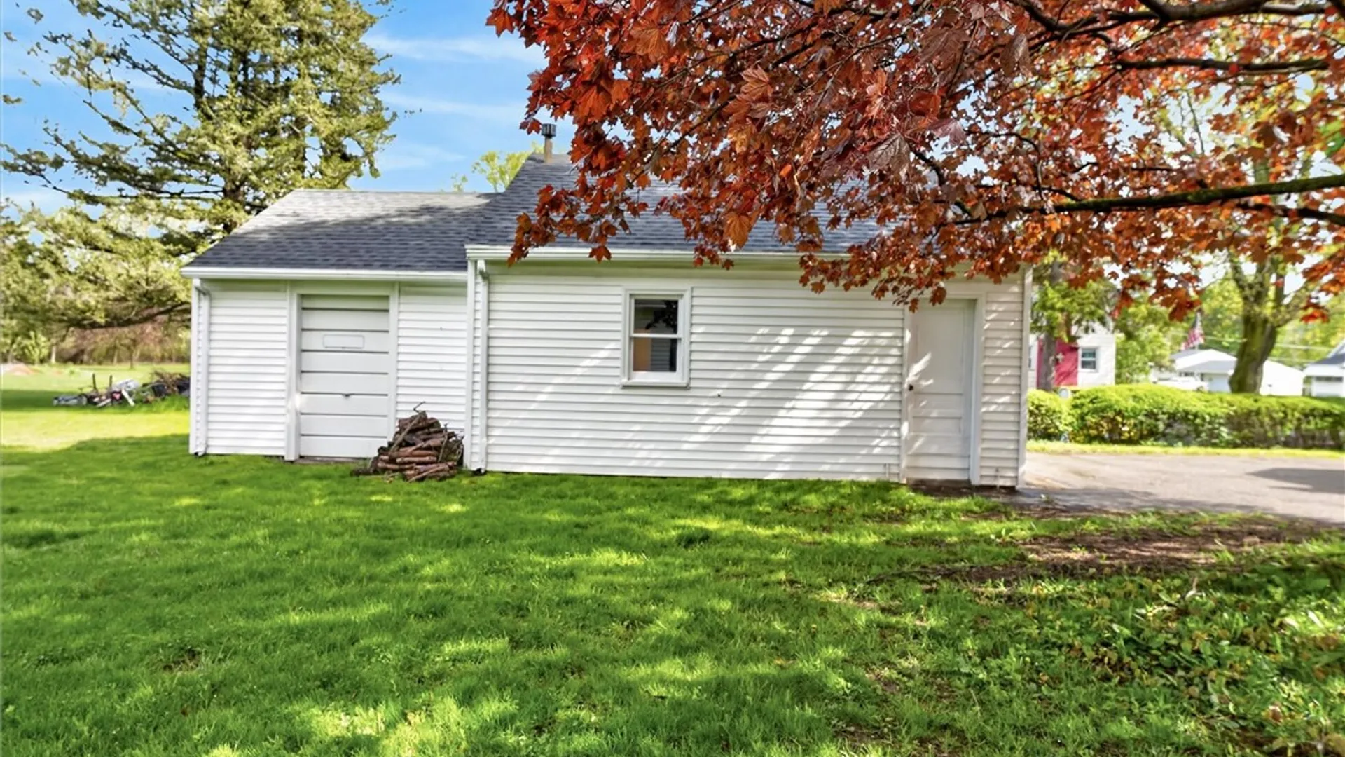Property at 633 Wegman Road, Gates, NY 14606 8
