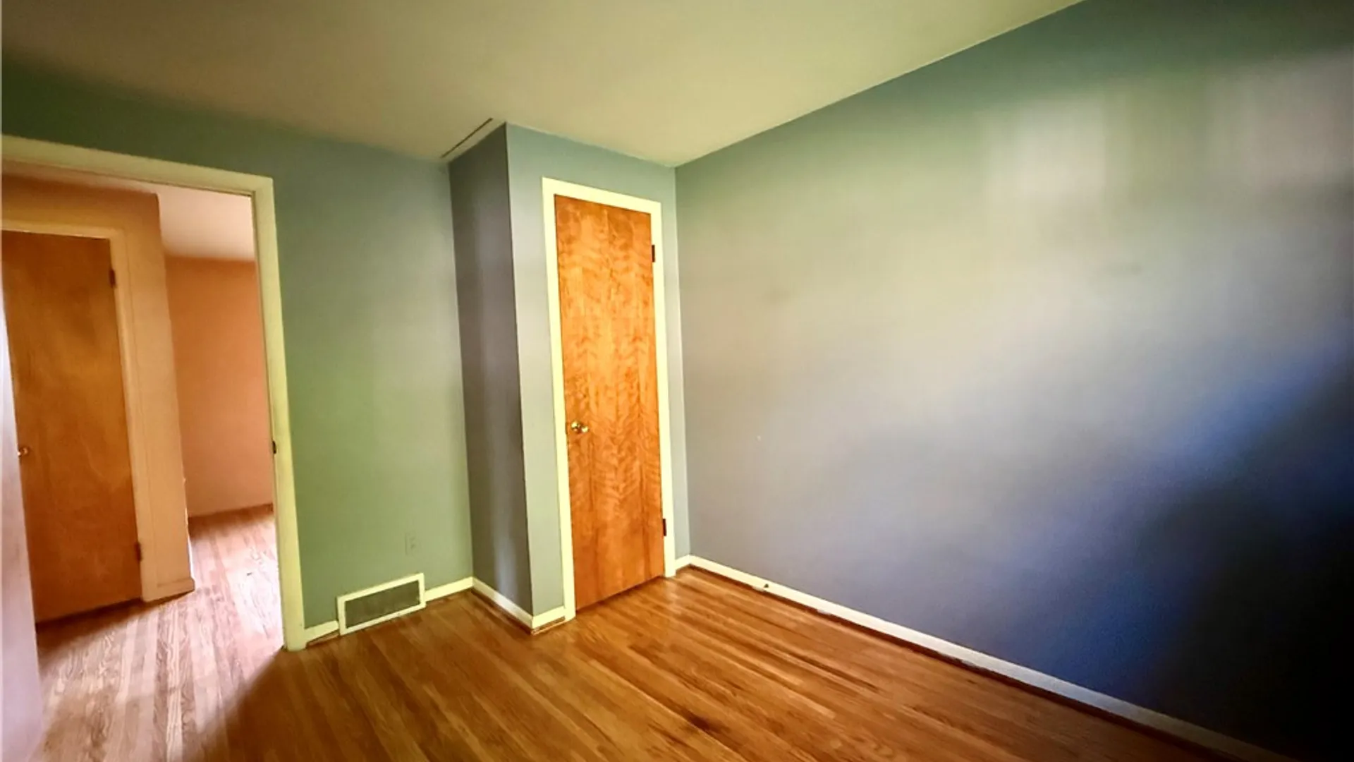 Property at 116 Lemoyn Avenue, Rochester, NY 14612 12