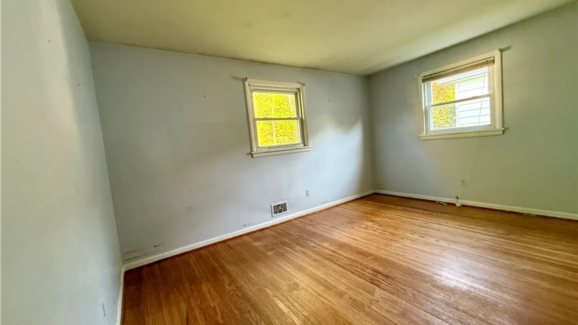 Property at 116 Lemoyn Avenue, Rochester, NY 14612 13
