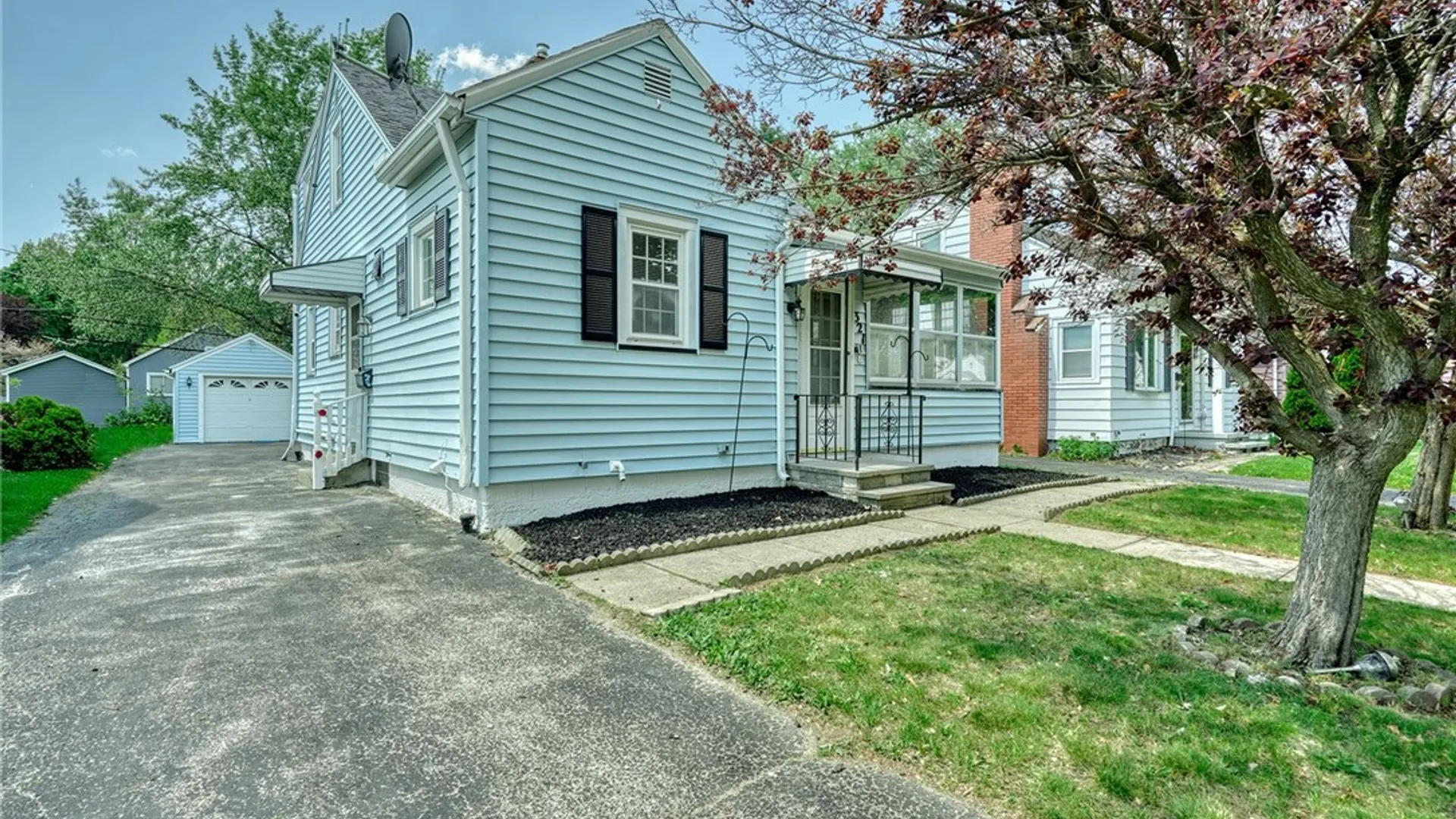 Property at 321 Oakwood Road, Greece, NY 14616 2