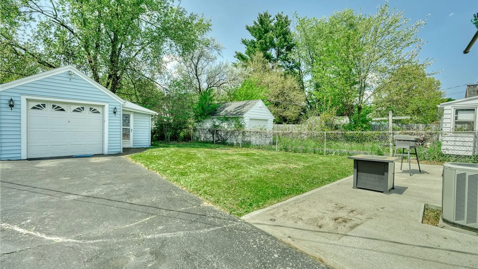 Property at 321 Oakwood Road, Greece, NY 14616 44