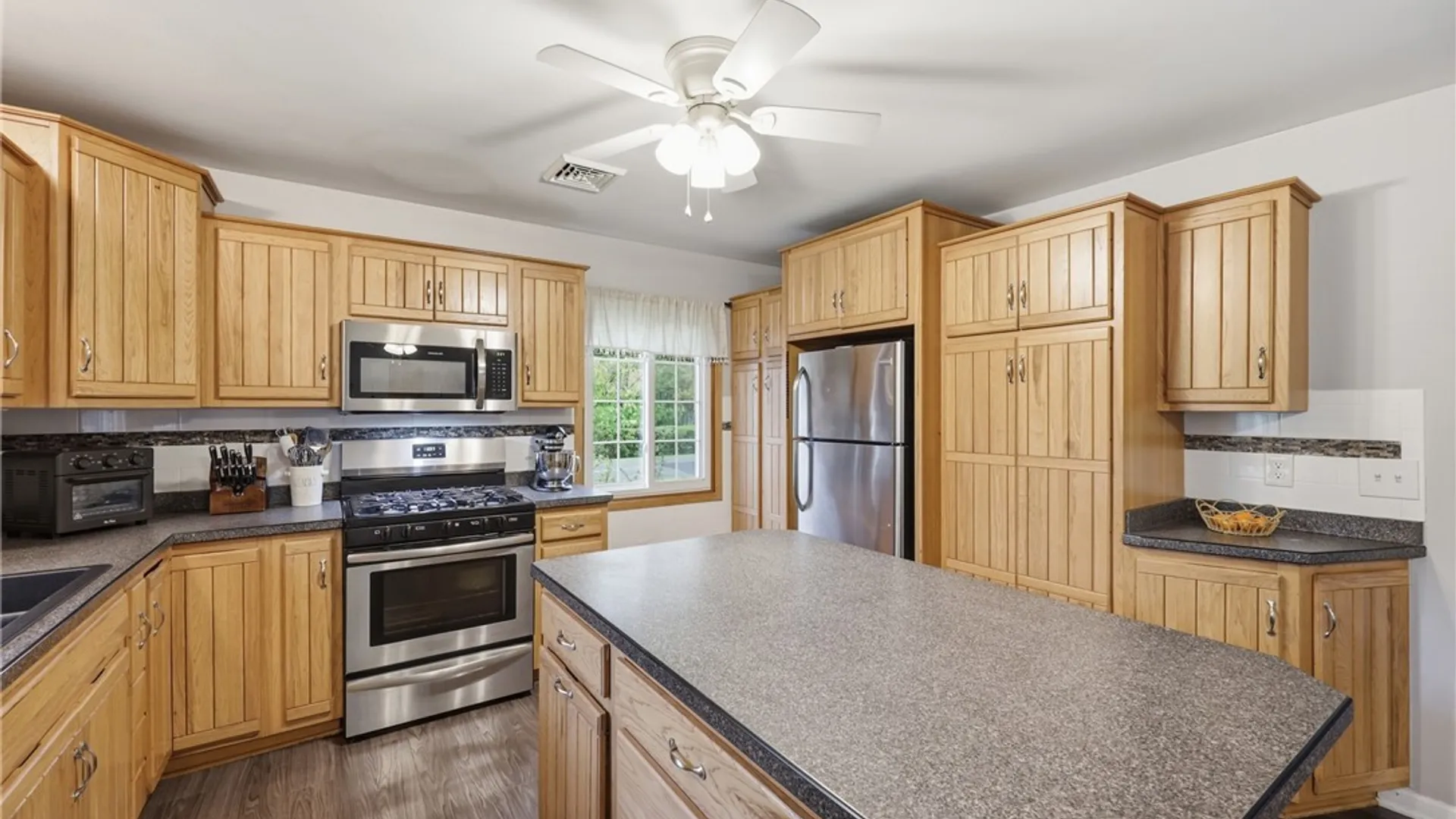 Property at 462 Eisenhower Avenue, Evans, NY 14006 14