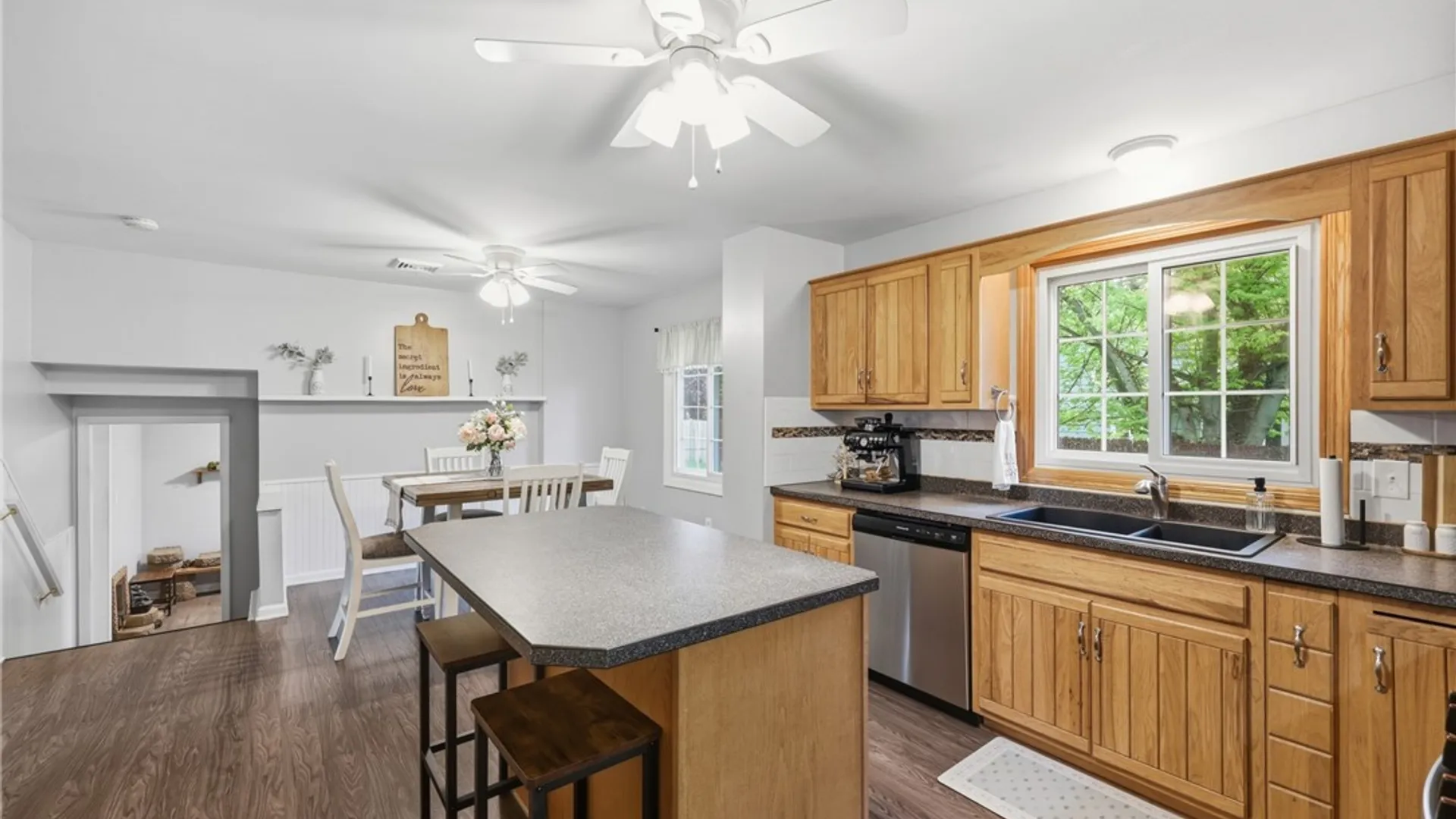 Property at 462 Eisenhower Avenue, Evans, NY 14006 17