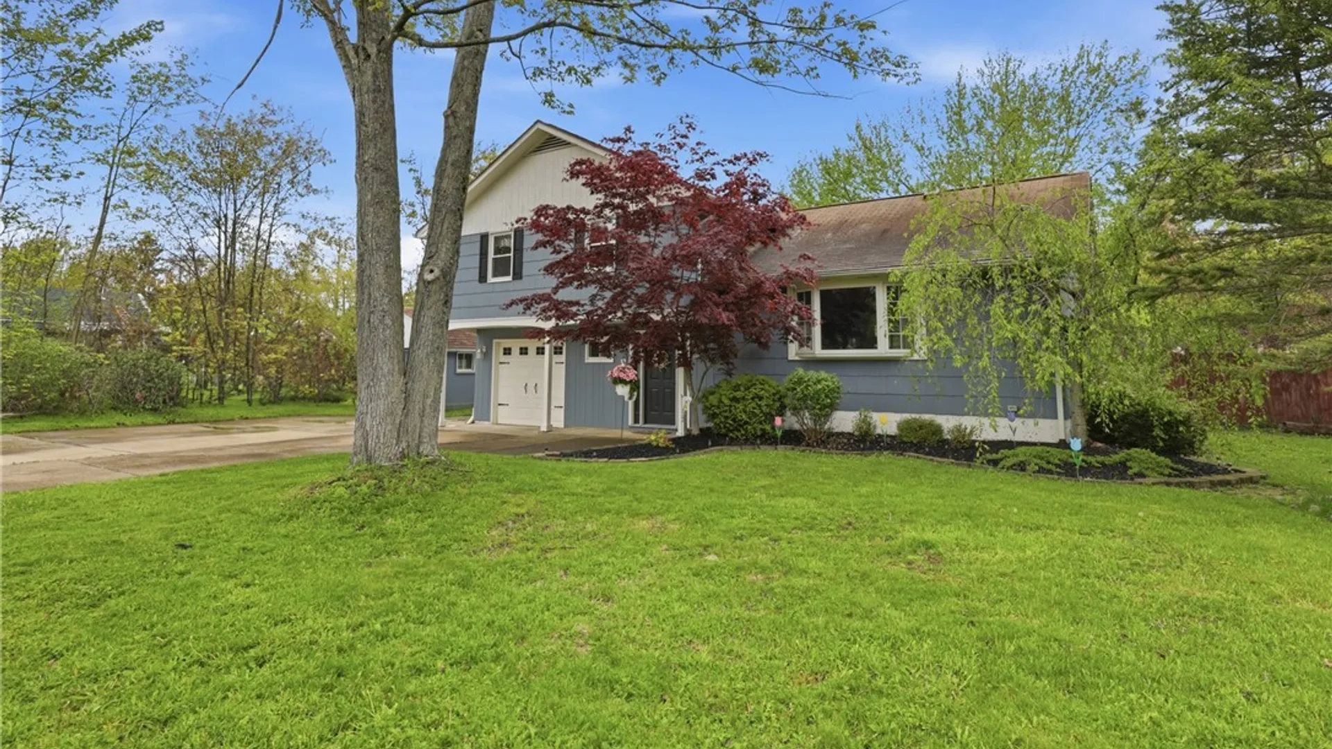 Property at 462 Eisenhower Avenue, Evans, NY 14006 3