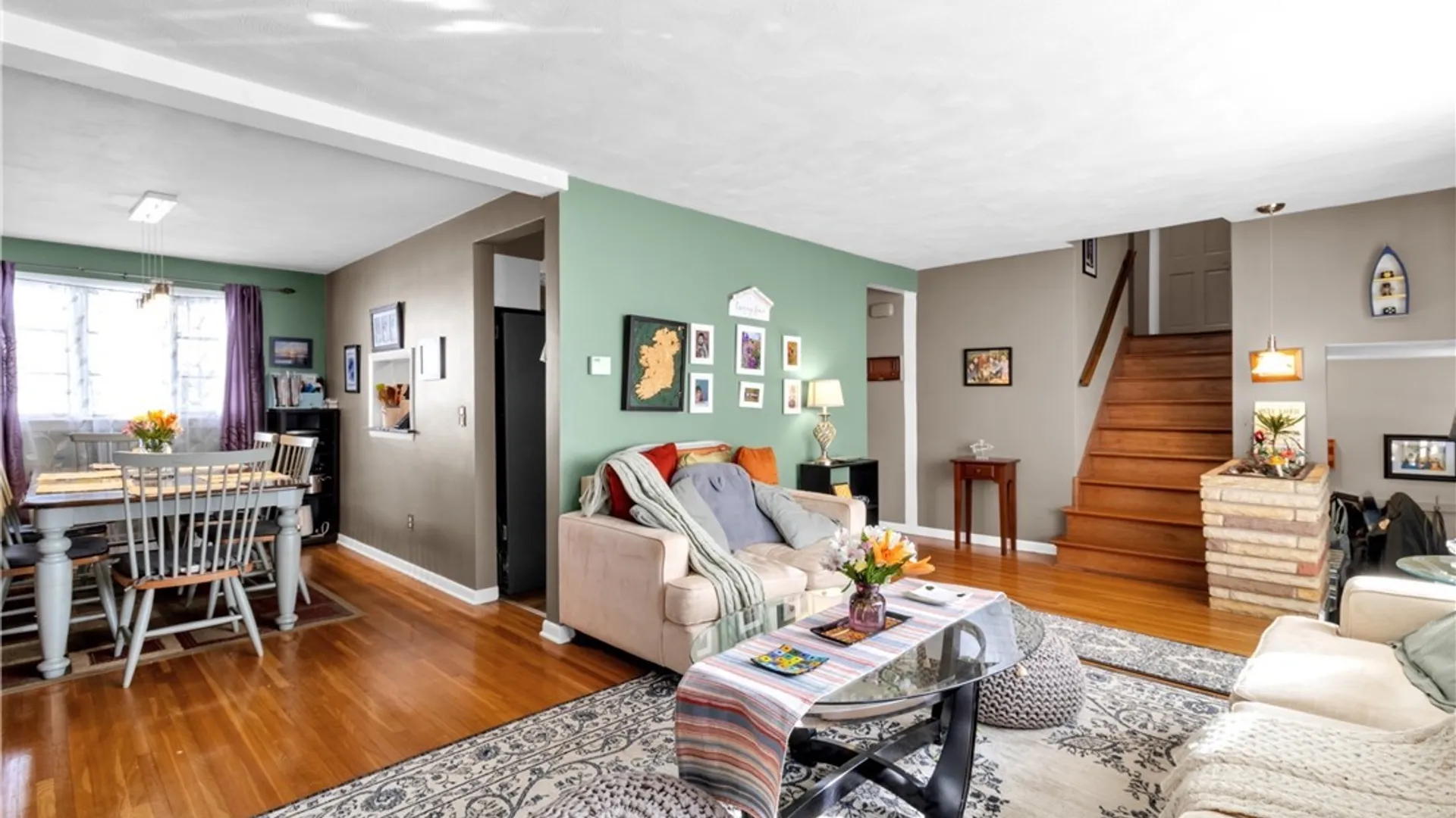Property at 25 Woodmar Terrace, West Seneca, NY 14224 10