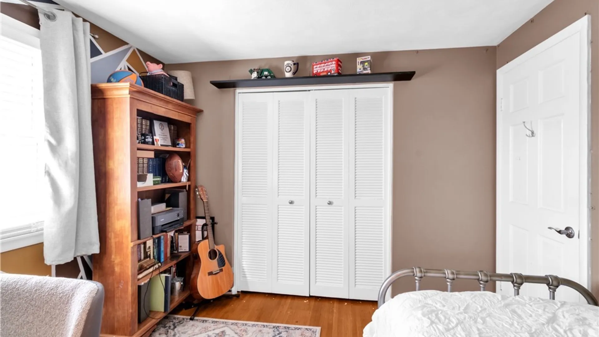 Property at 25 Woodmar Terrace, West Seneca, NY 14224 29