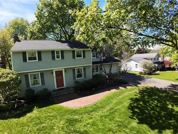 Property at 33 Hawley Dr Drive, Webster, NY 14580
