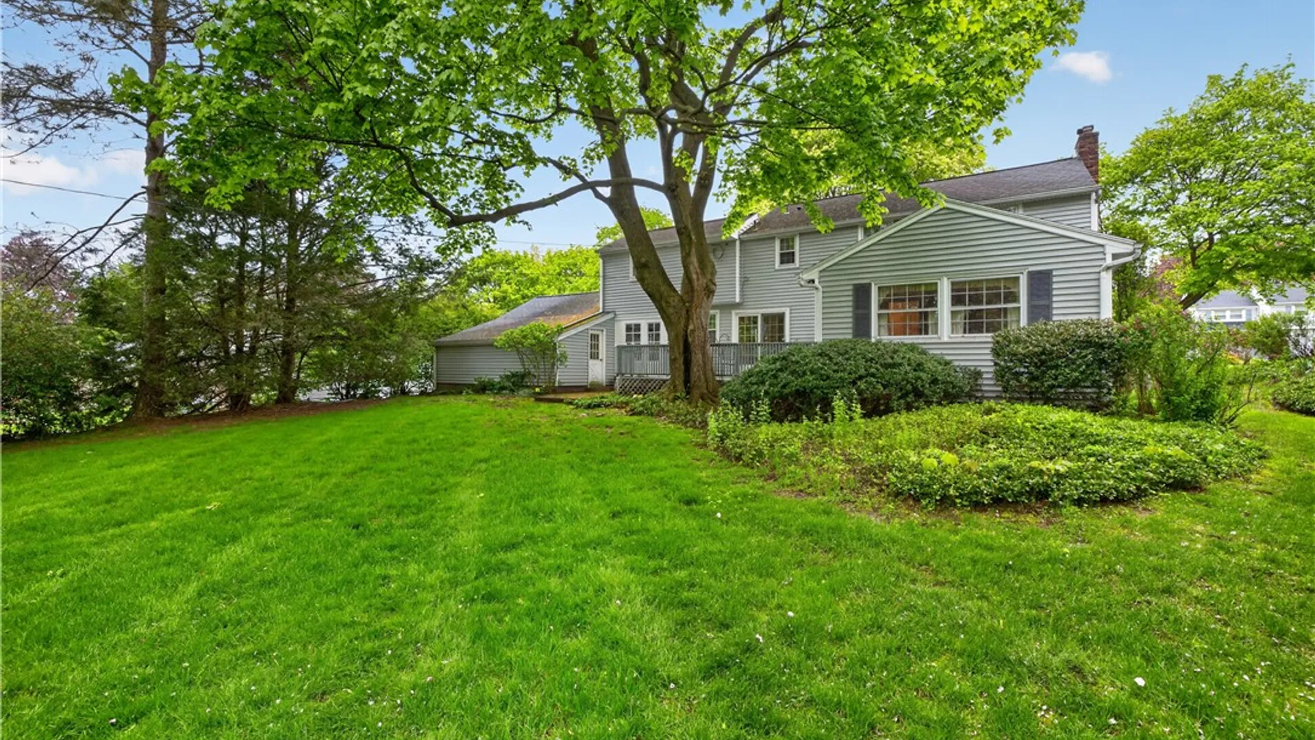 Property at 33 Hawley Dr Drive, Webster, NY 14580 5