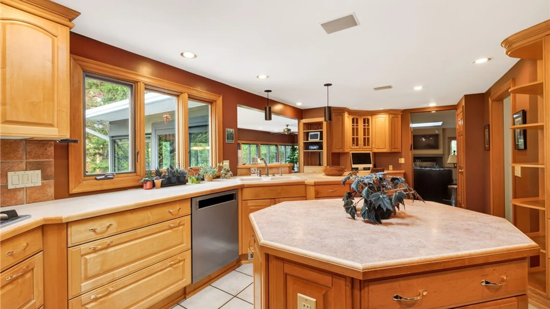 Property at 1200 Gatestone Circle, Webster, NY 14580 28