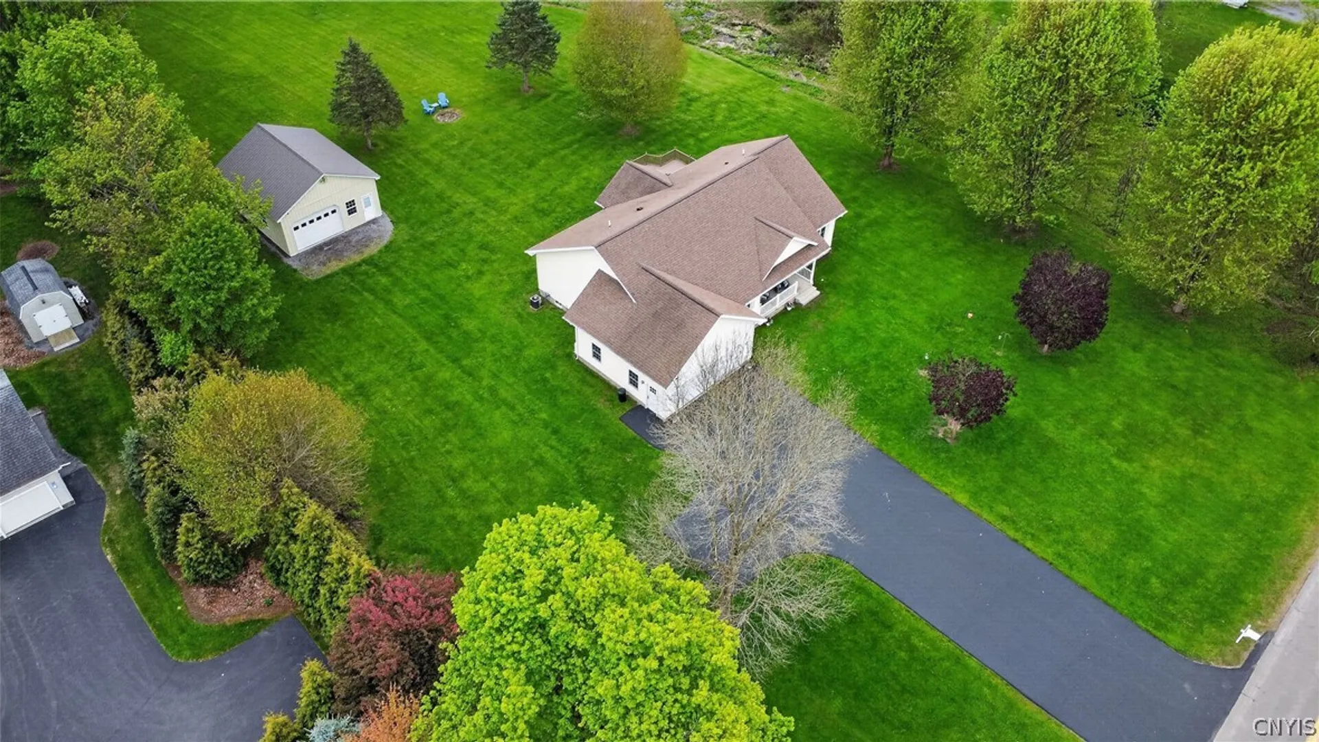 Property at 7338 Railroad St, Marcy, NY 13469 3