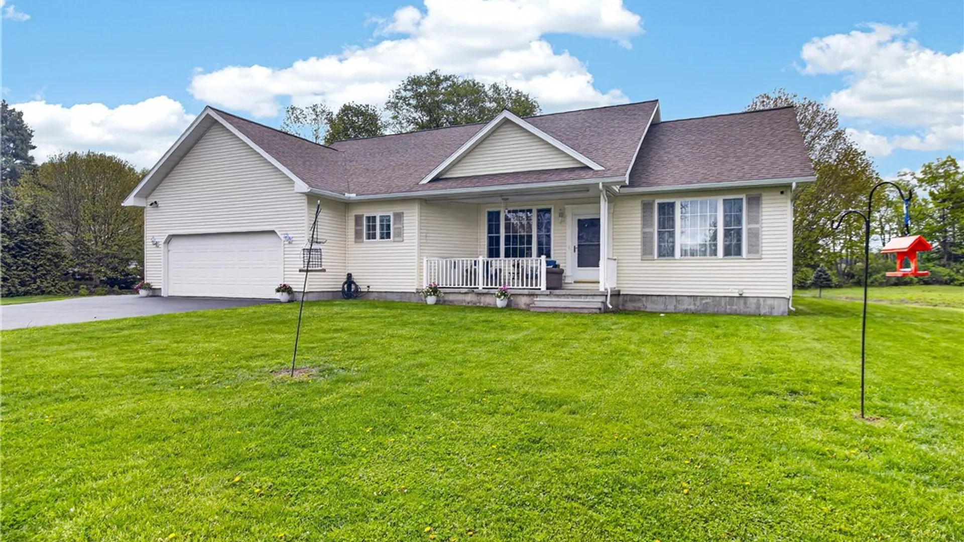 Property at 7338 Railroad St, Marcy, NY 13469 40
