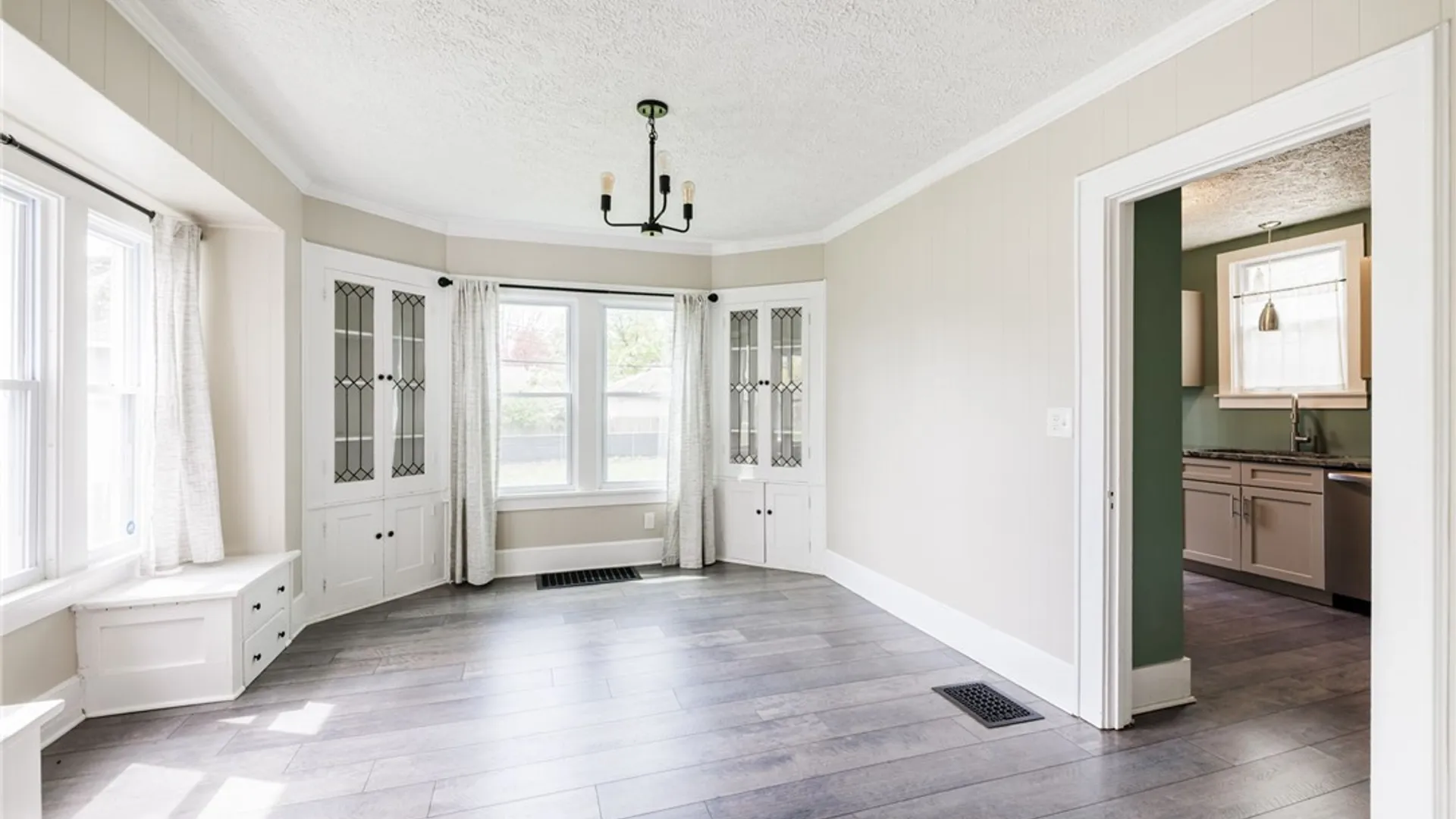 Property at 29 Boulevard Parkway, Rochester, NY 14612 13