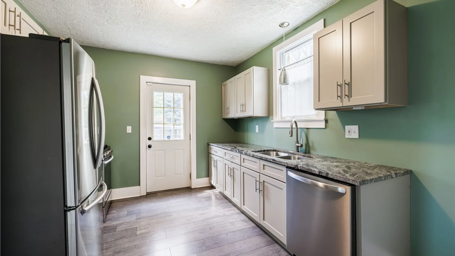 Property at 29 Boulevard Parkway, Rochester, NY 14612 16