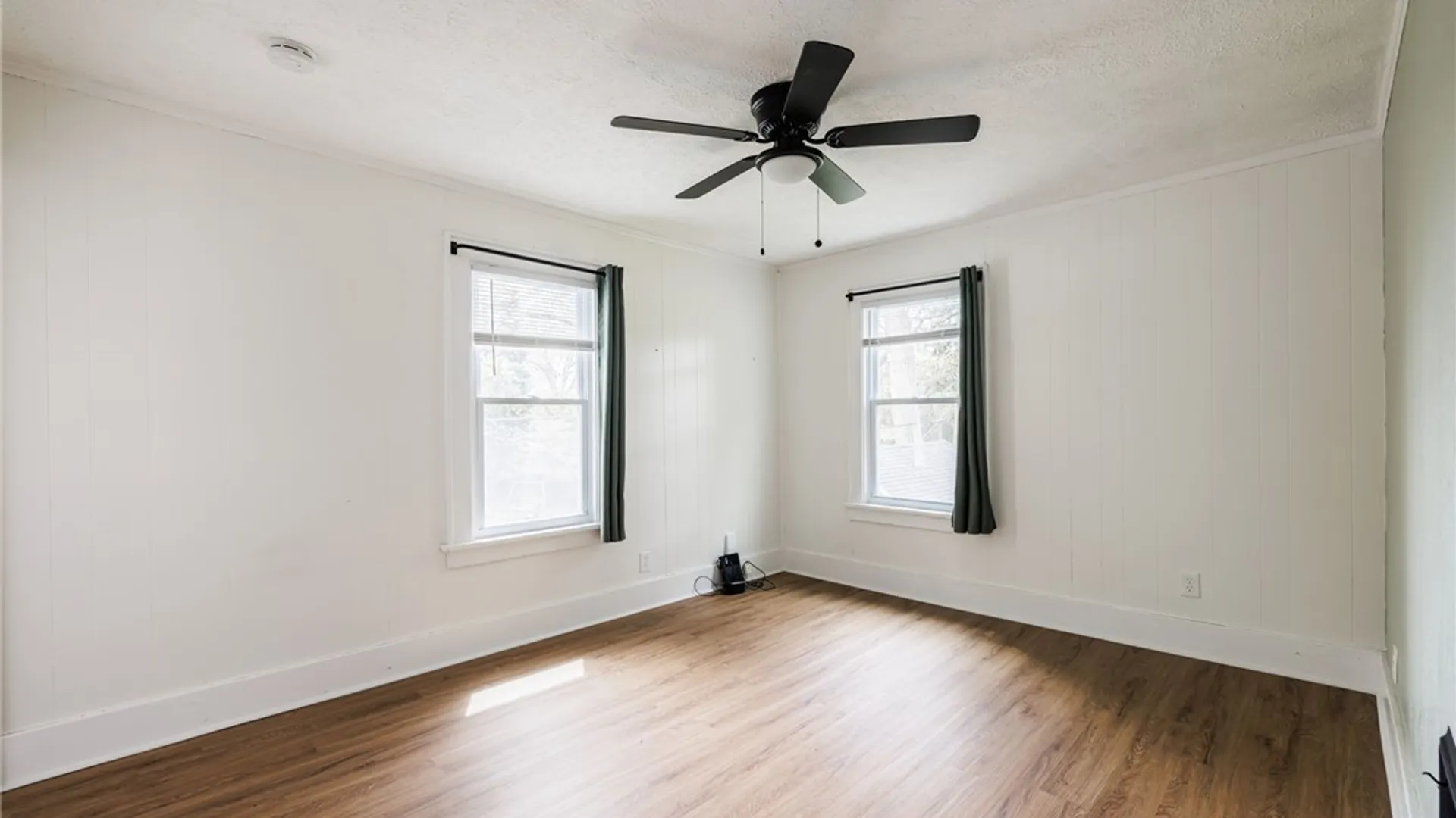 Property at 29 Boulevard Parkway, Rochester, NY 14612 23