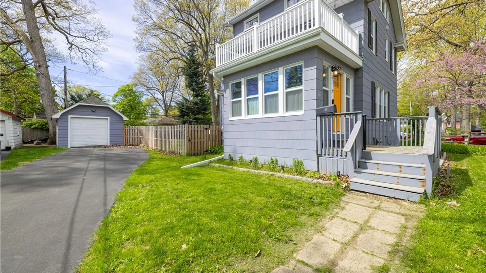 Property at 29 Boulevard Parkway, Rochester, NY 14612 3