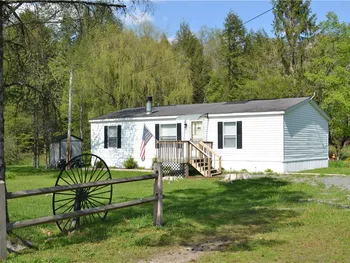 144 Bonnie Brook Road, Hancock, NY 12776