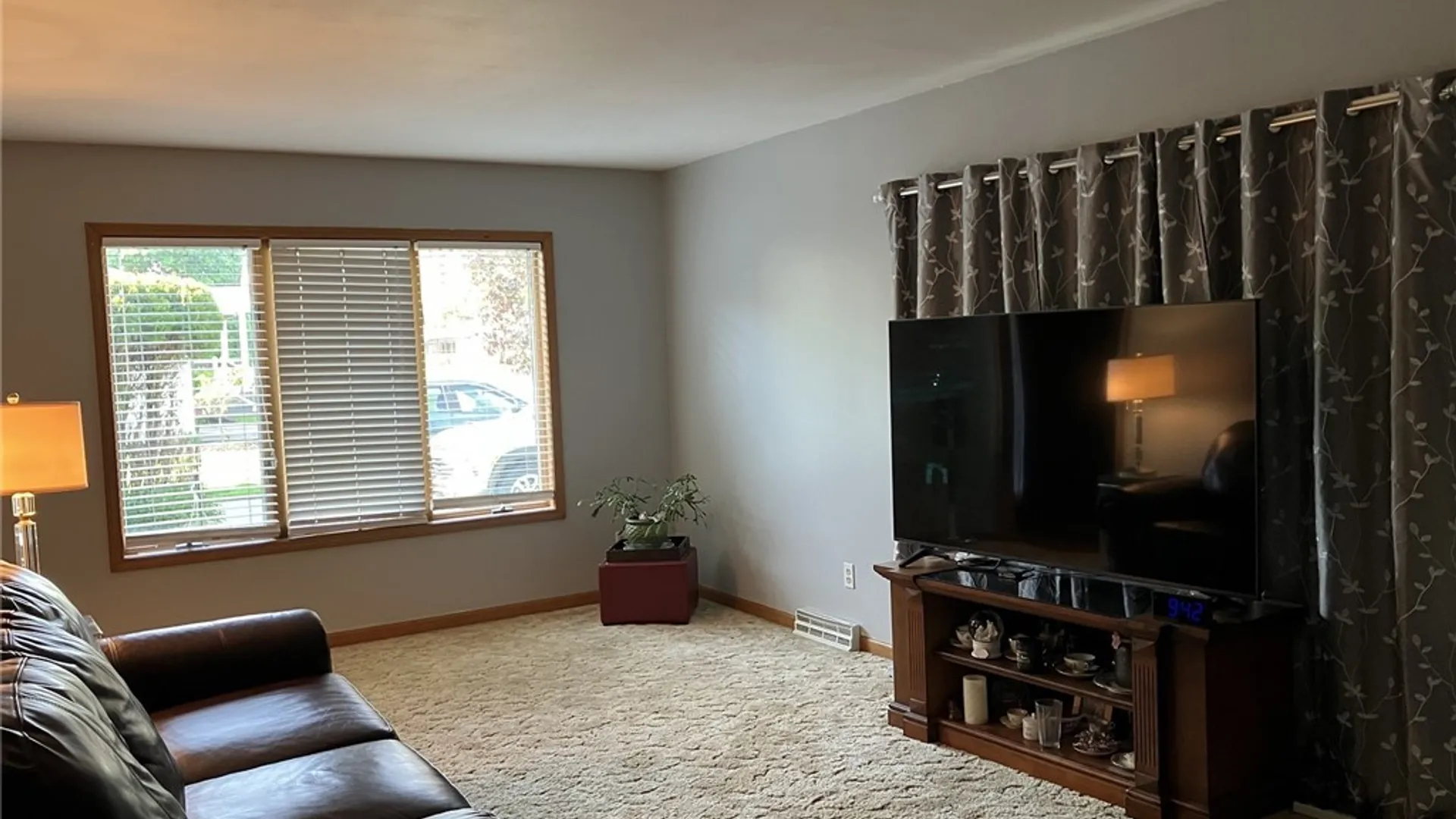 Property at 102 Eastview Drive, Shelby, NY 14103 4