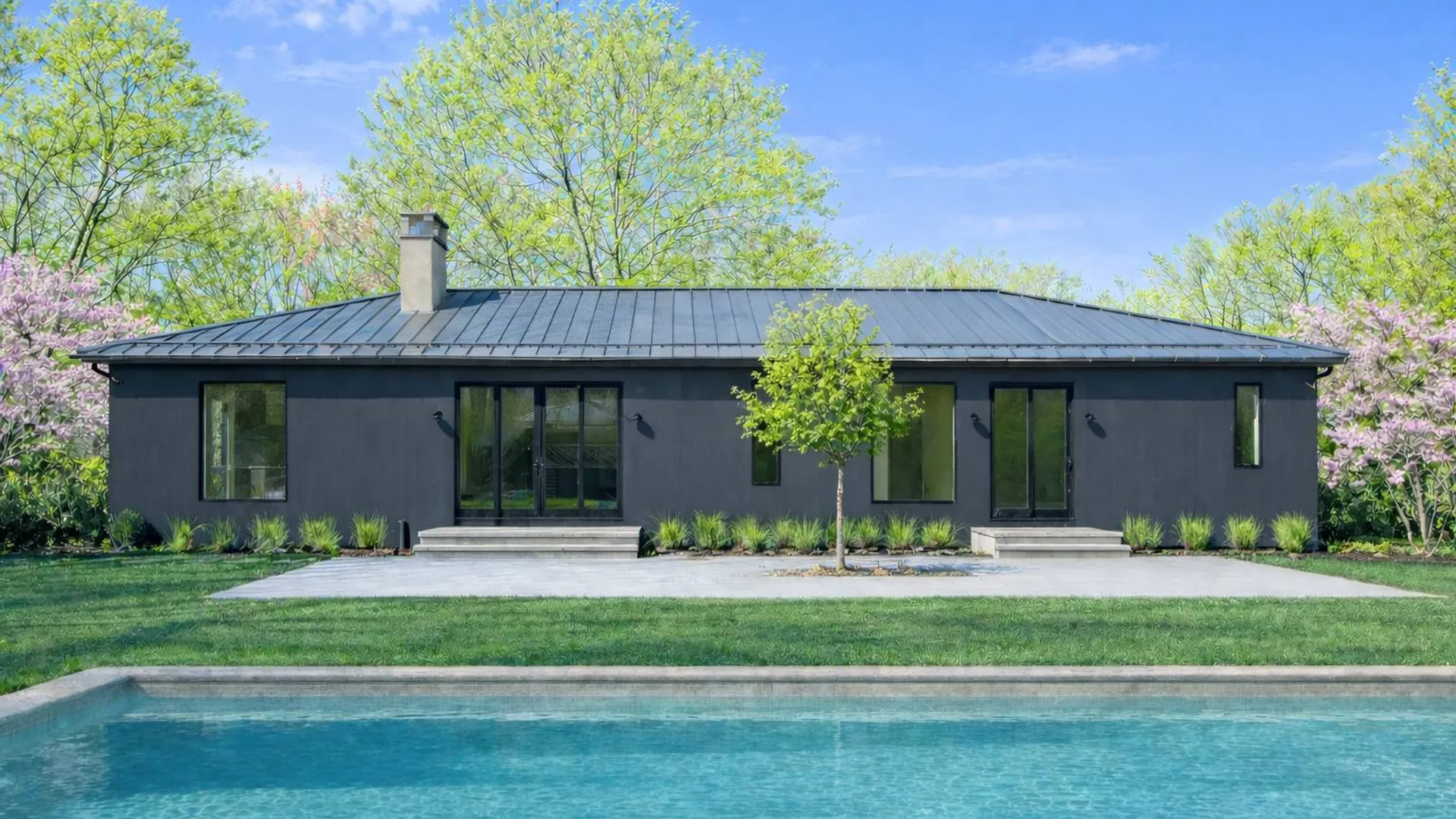 Property at 6 Joseph Francis Blvd, Sag Harbor, NY 11963 21