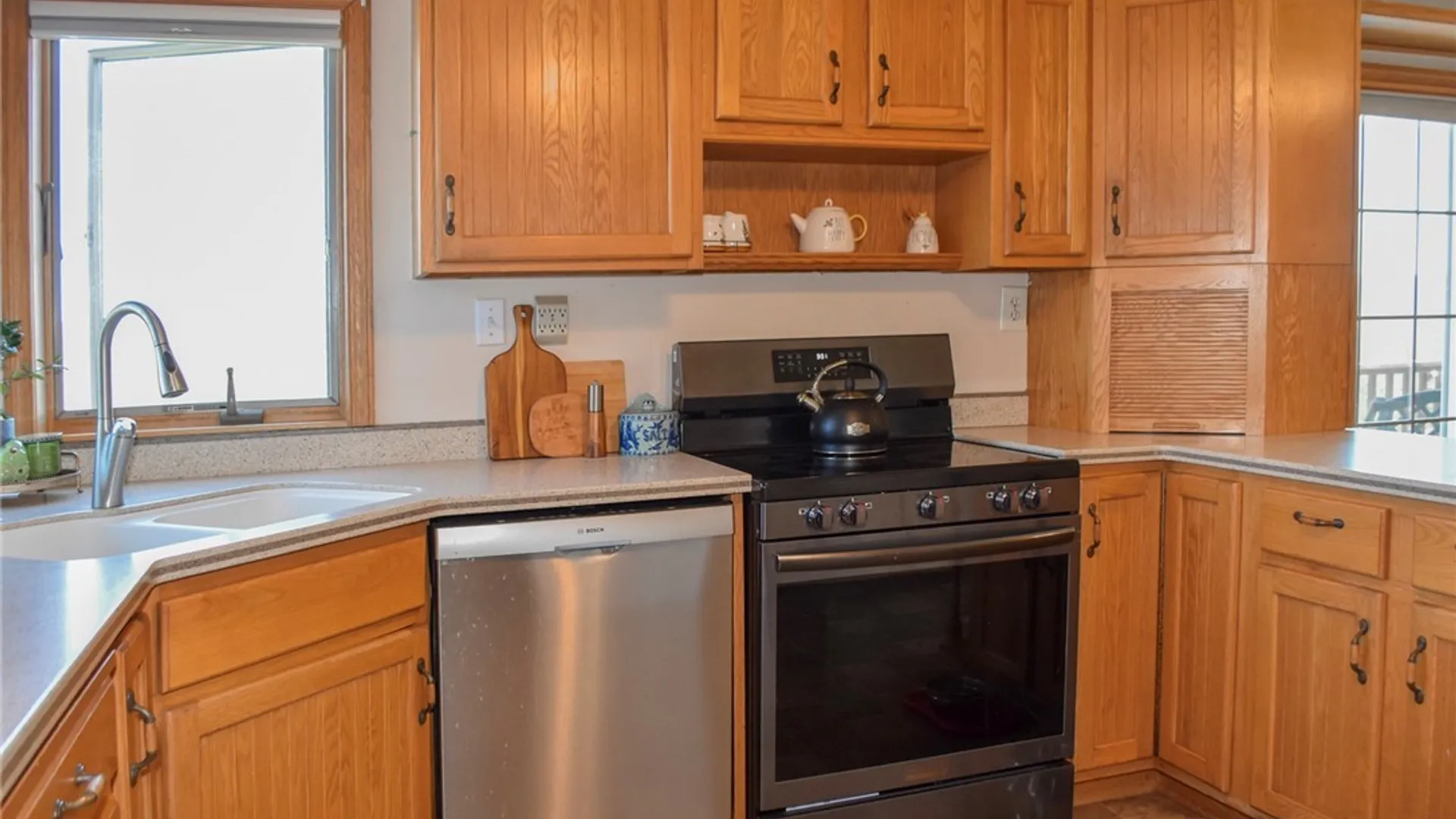 Property at 8781 Greyton H Taylor Memorial Drive, Urbana, NY 14840 14