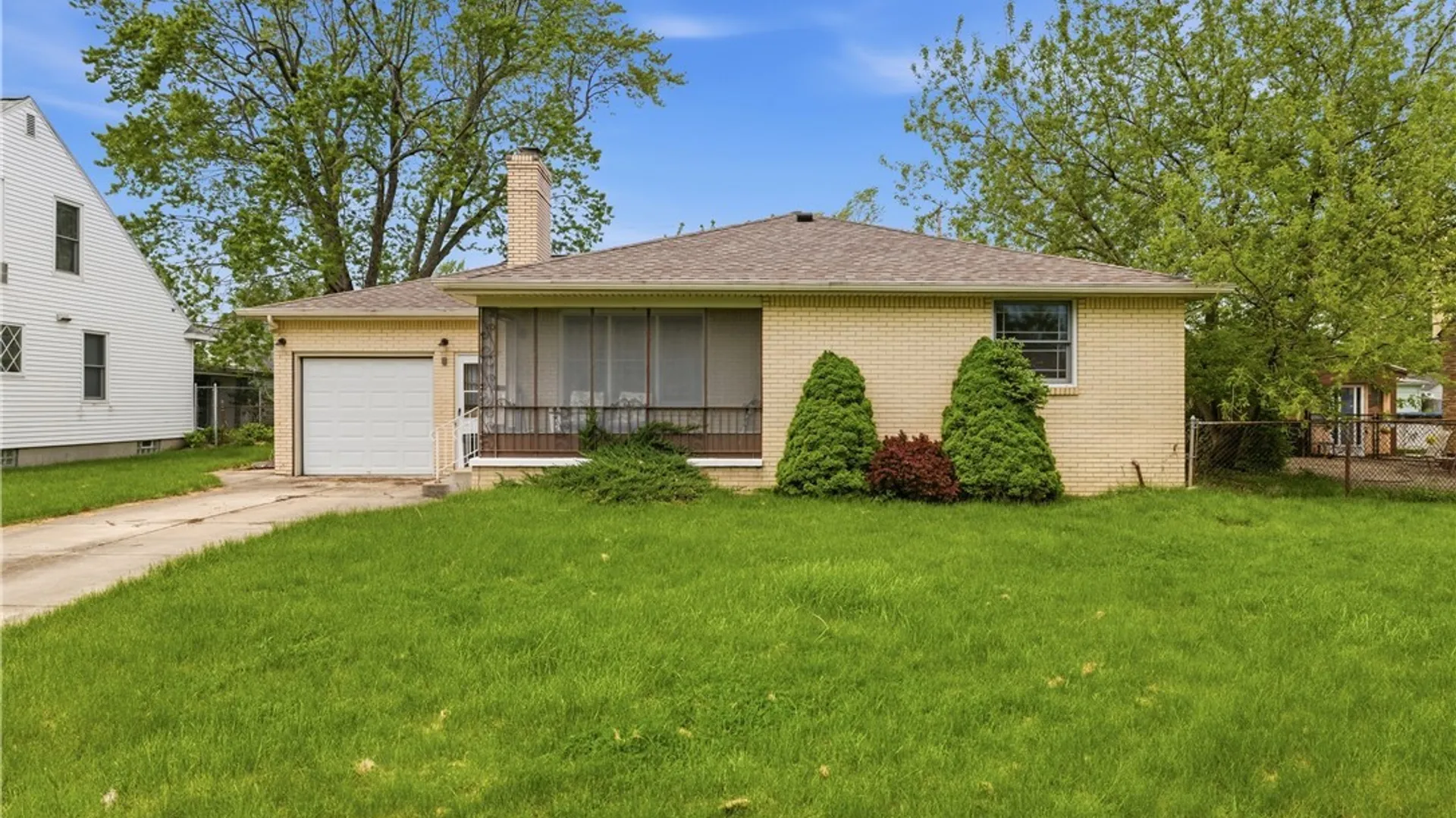 Property at 136 Wendel Avenue, Tonawanda, NY 14223 2