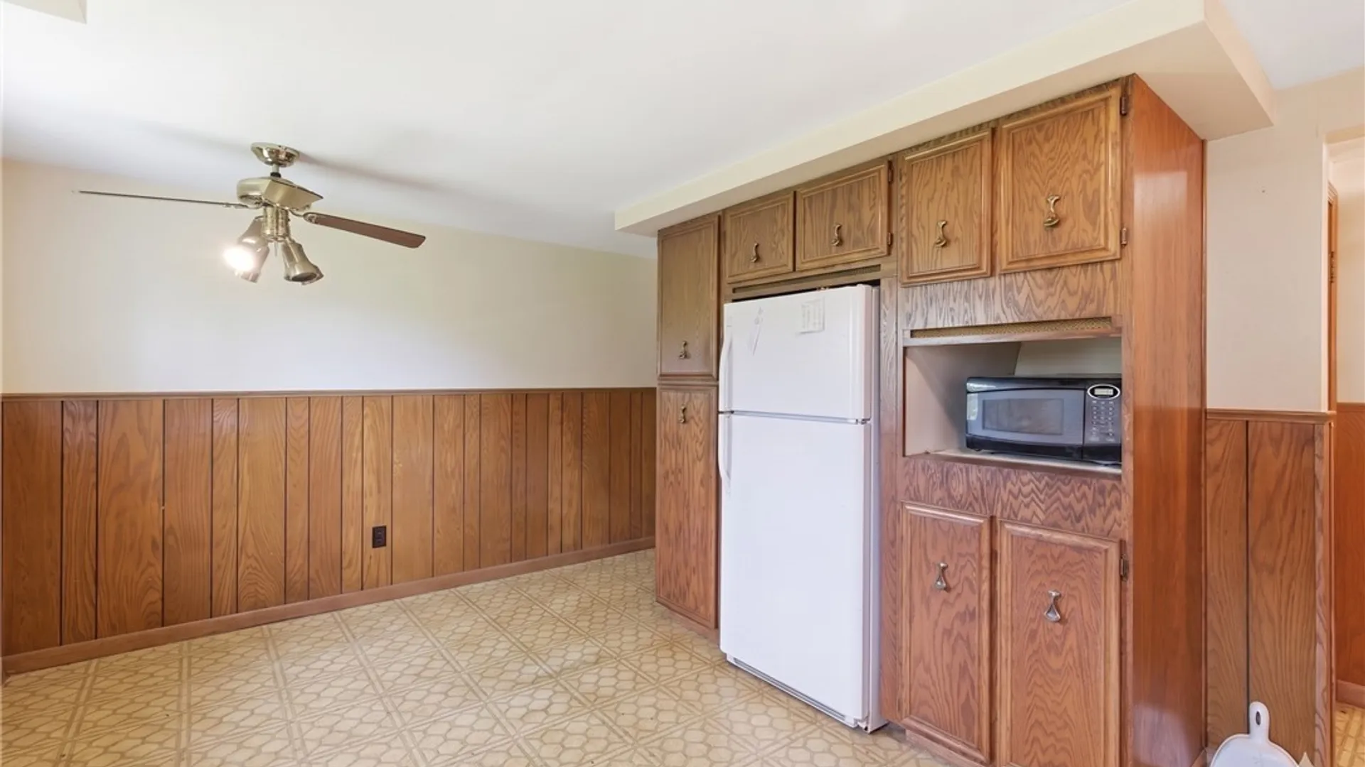 Property at 136 Wendel Avenue, Tonawanda, NY 14223 23
