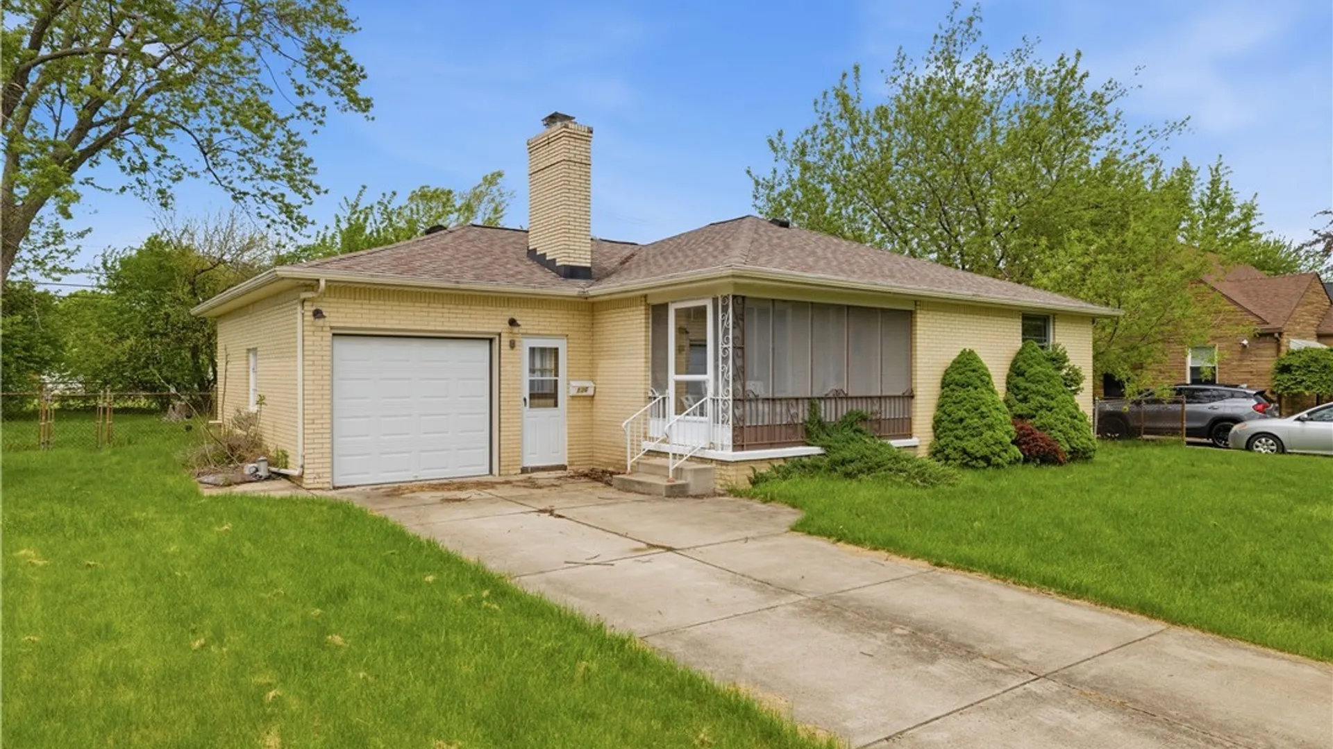 Property at 136 Wendel Avenue, Tonawanda, NY 14223 4