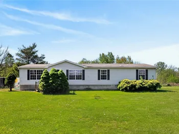 Property at 3749 State Route 96, Manchester, NY 14548