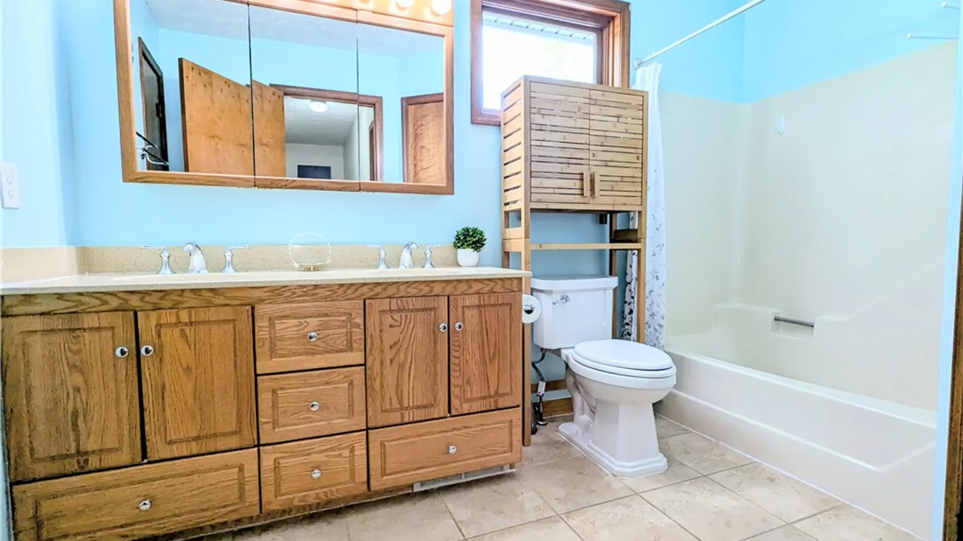 Property at 19 Towngate Road, Greece, NY 14626 33
