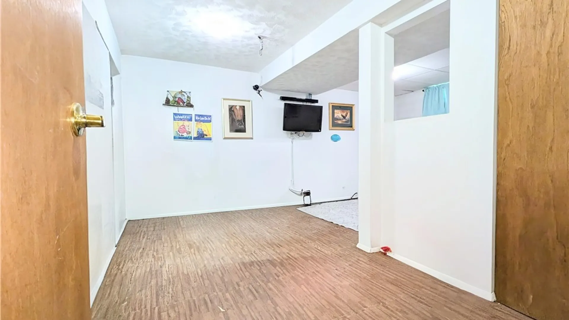 Property at 19 Towngate Road, Greece, NY 14626 36