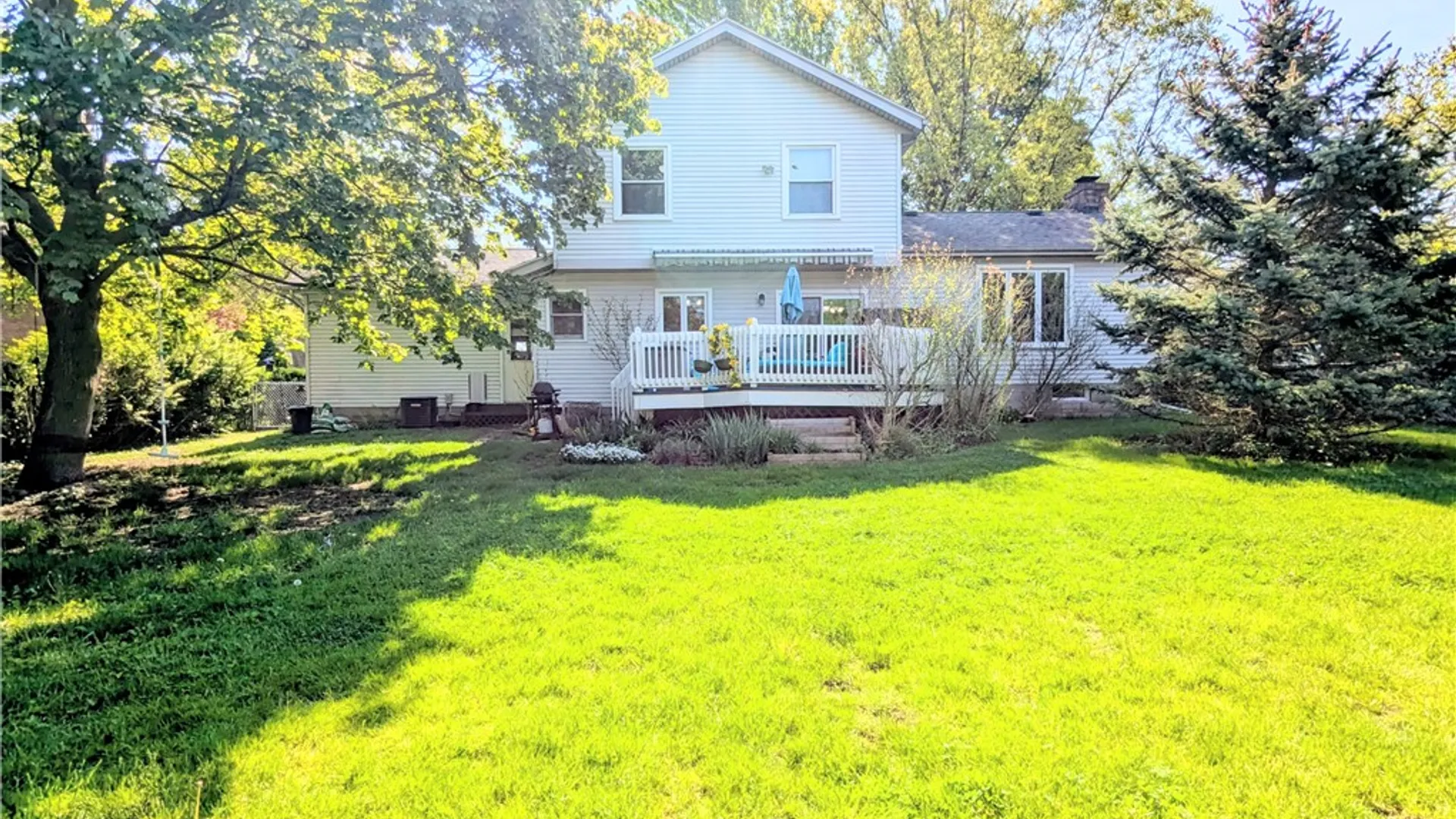 Property at 19 Towngate Road, Greece, NY 14626 5