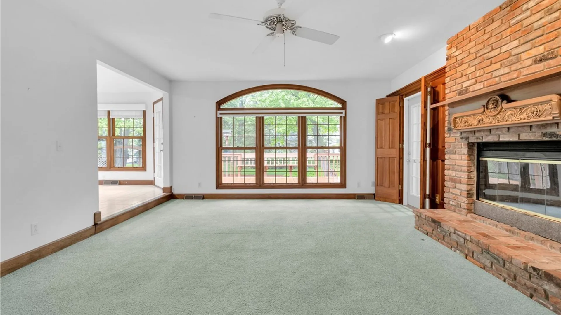 Property at 42 Pinelake Drive, Amherst, NY 14221 19