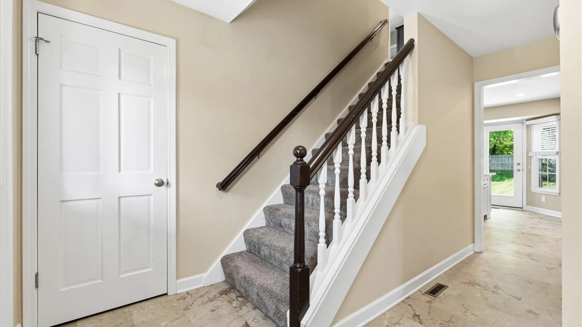 Property at 3907 Stetson Circle, Onondaga, NY 13215 11