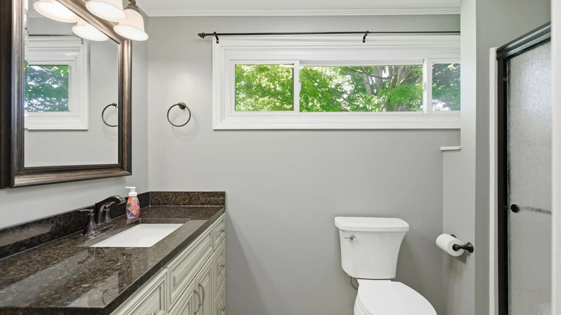 Property at 43 Richlee Drive, Camillus, NY 13031 18