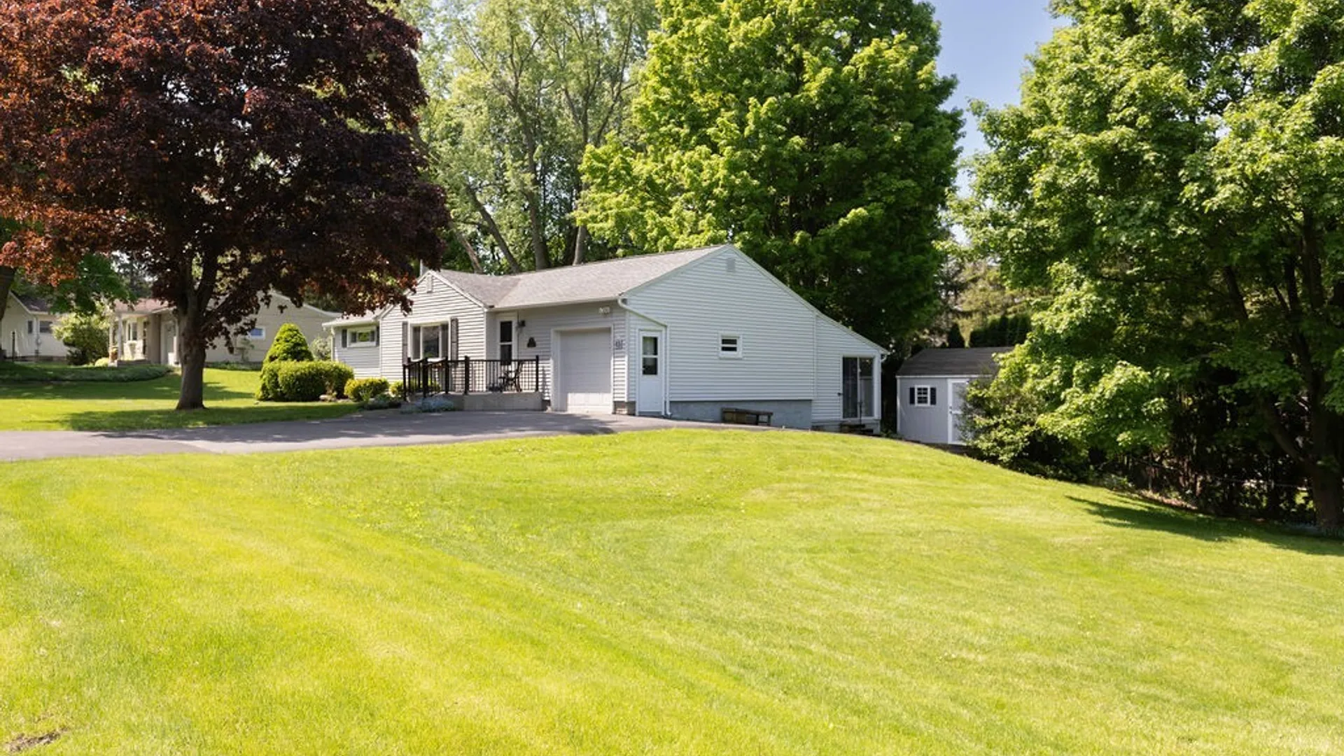 Property at 43 Richlee Drive, Camillus, NY 13031 37