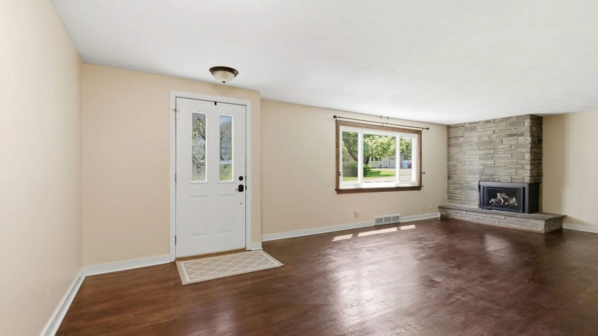 Property at 43 Richlee Drive, Camillus, NY 13031 9