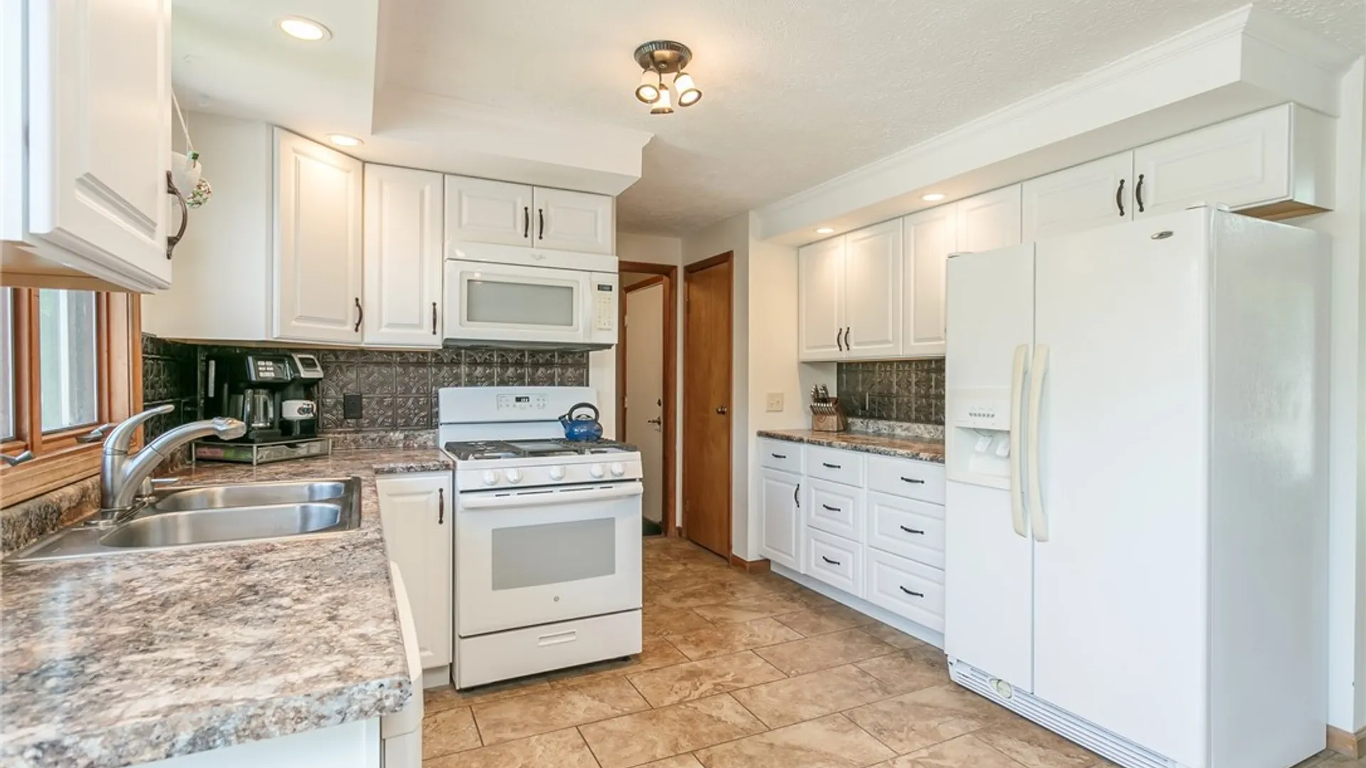 Property at 4740 Williamson Road, Marion, NY 14505 16