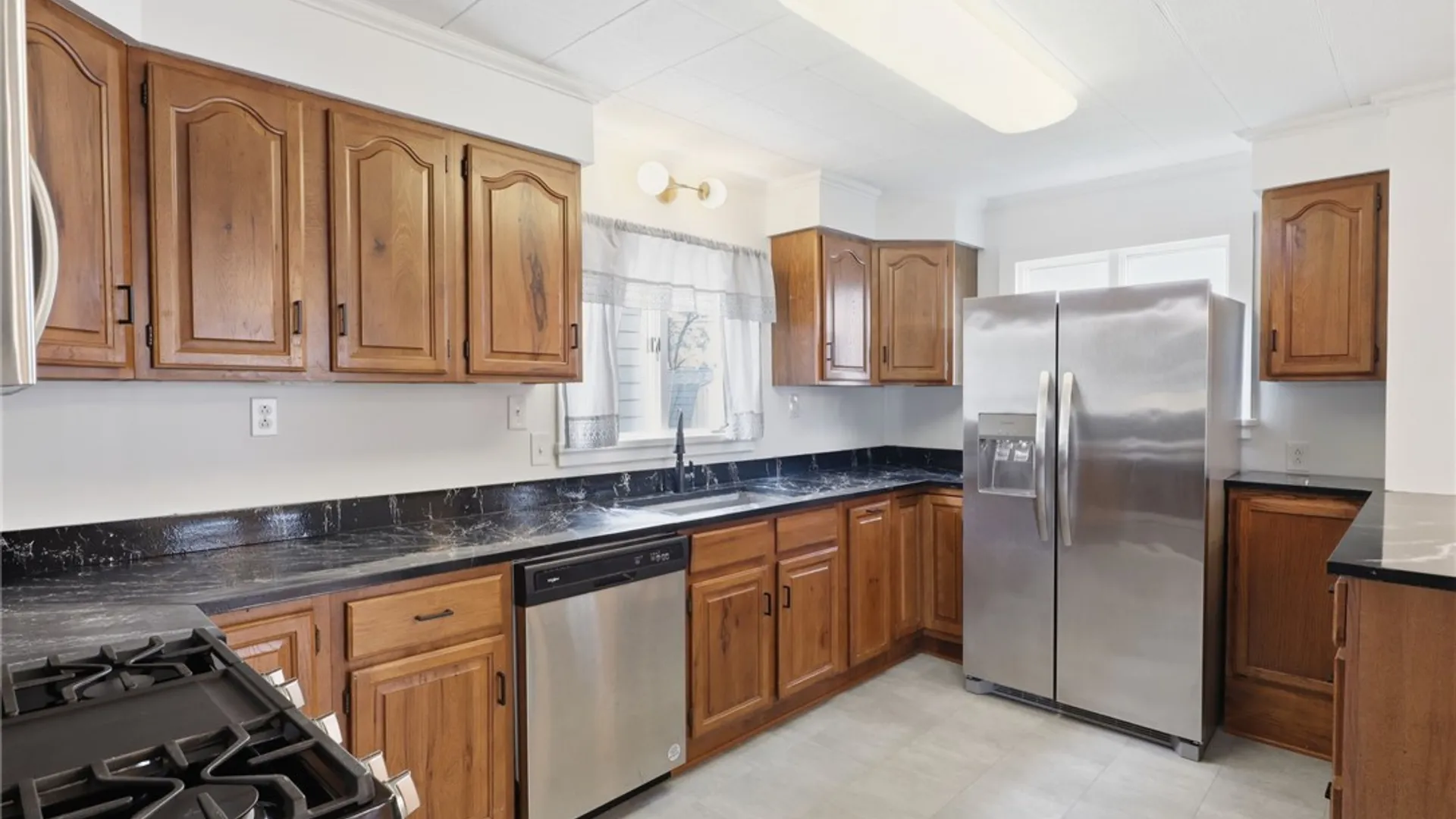 Property at 231 Elm Street, East Rochester, NY 14445 10